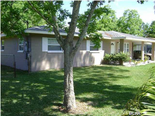 Cute 3/2 home just minutes from Tyndall AFB. All property sizes and ages are approximate, please measure and/or verify if important. School assignments are subject to change, please check with Bay County for most accurate information. Deposit is the same as the rent. Pets allowed with owner approval and NON REFUNDABLE pet fee applies per pet. Breed restrictions apply.