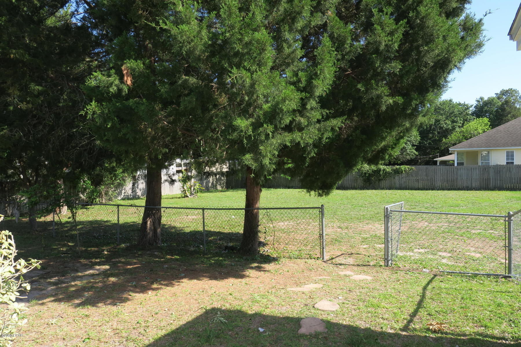 Nice large lot on quiet street low traffic.  Great place to build your dream home.  Lynn Haven