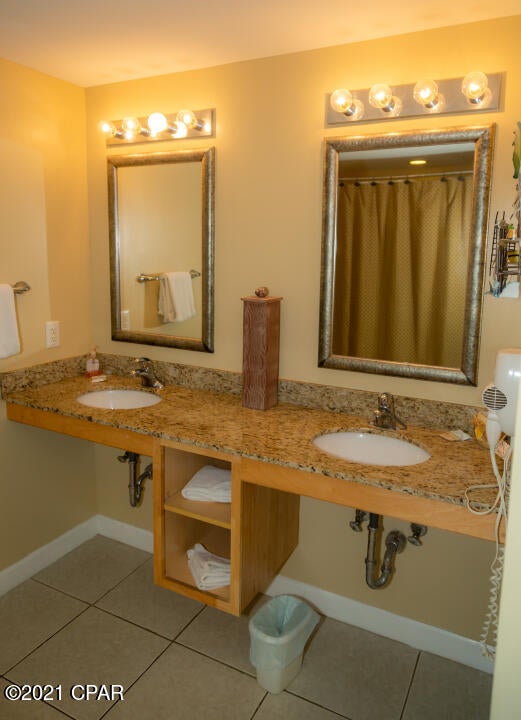 Splash Condo - Residential