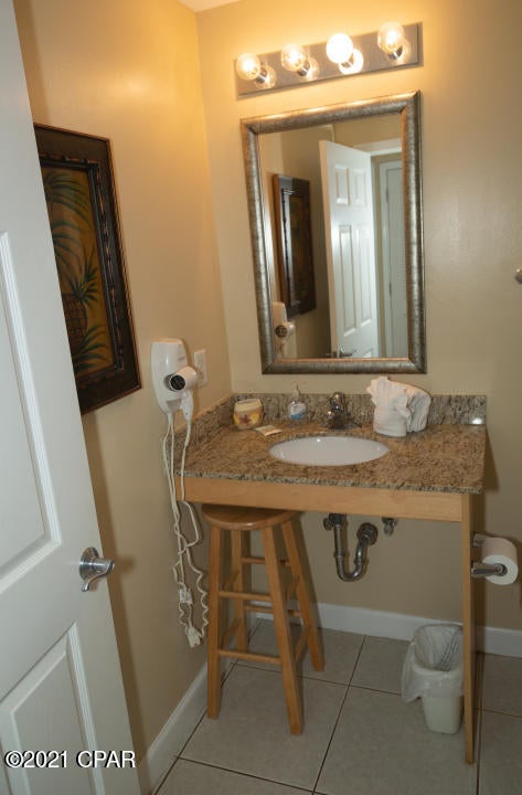 Splash Condo - Residential