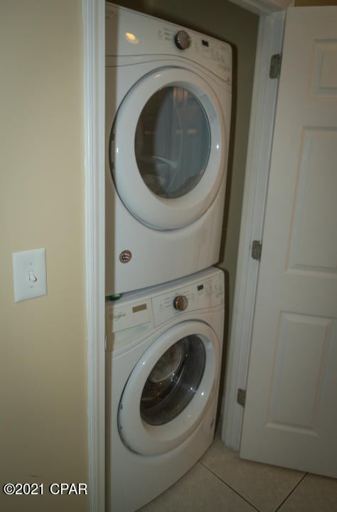 Splash Condo - Residential