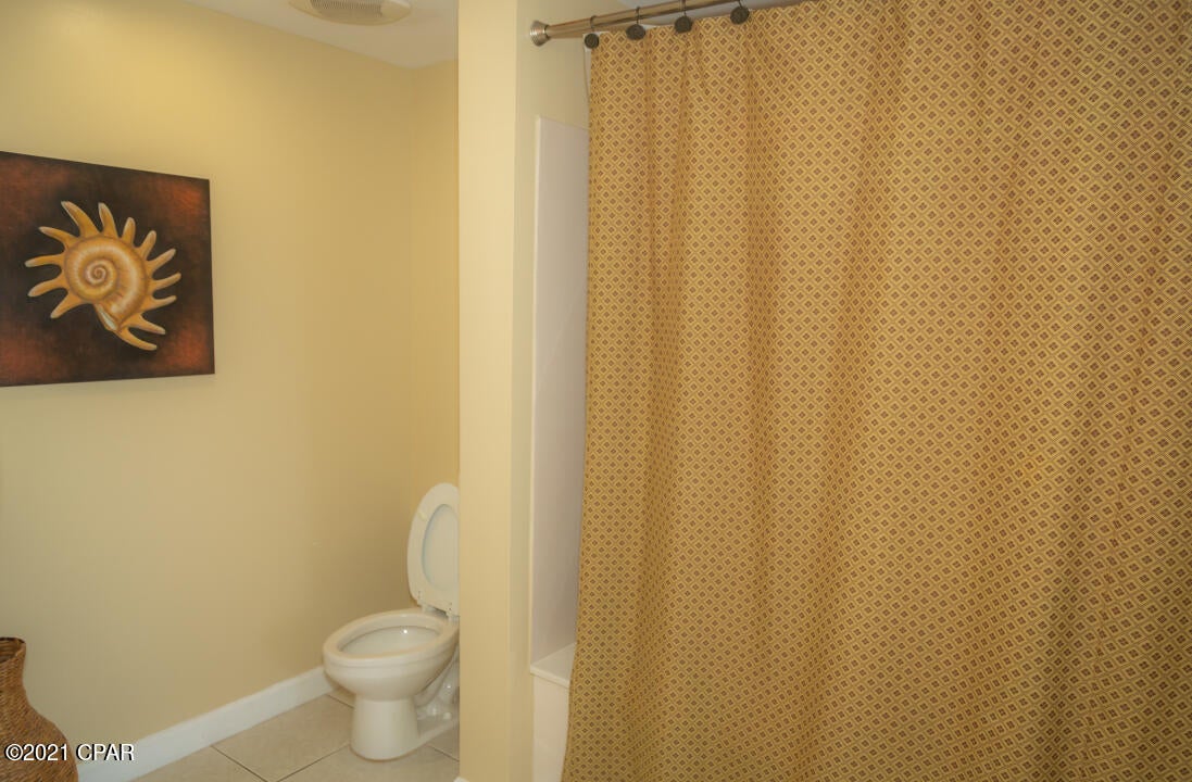 Splash Condo - Residential