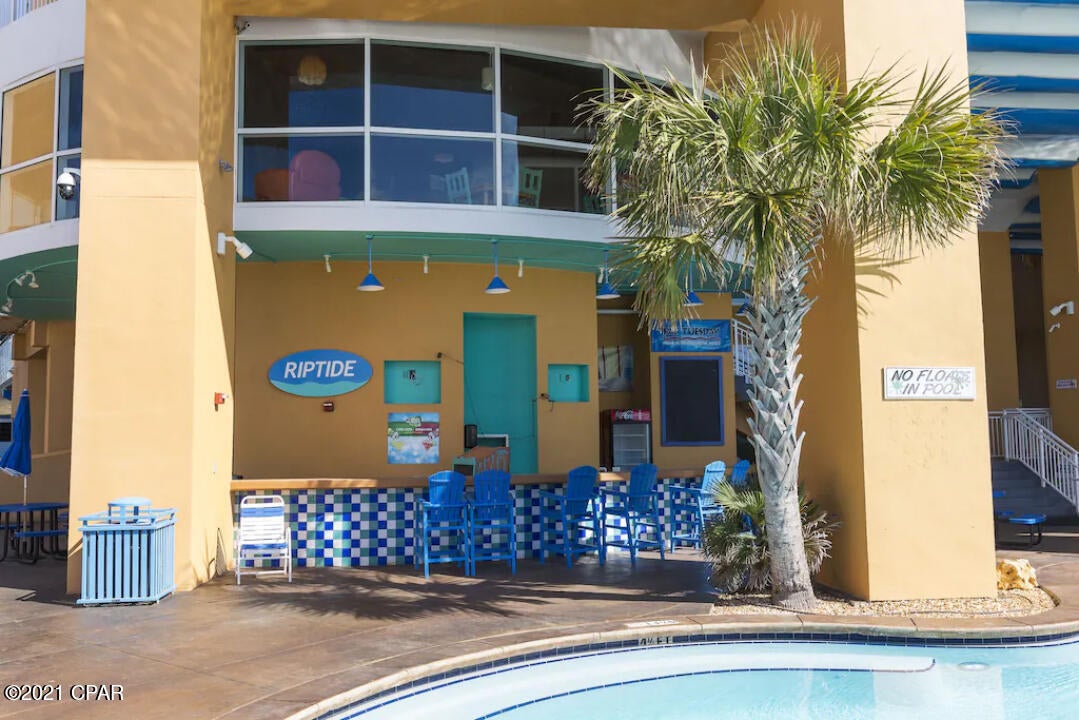 Splash Condo - Residential