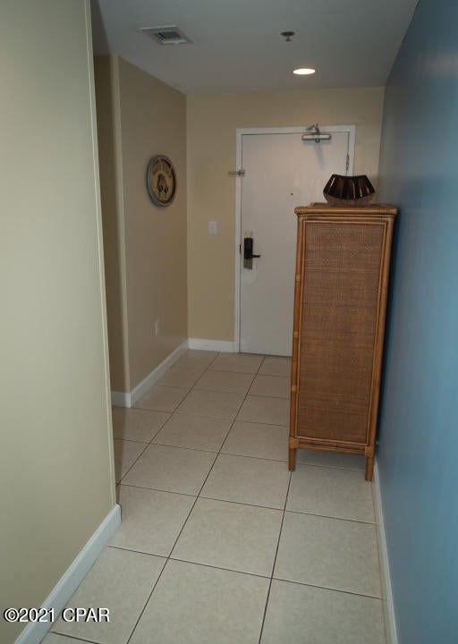 Splash Condo - Residential