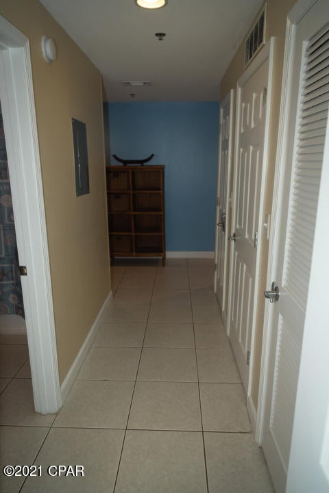 Splash Condo - Residential