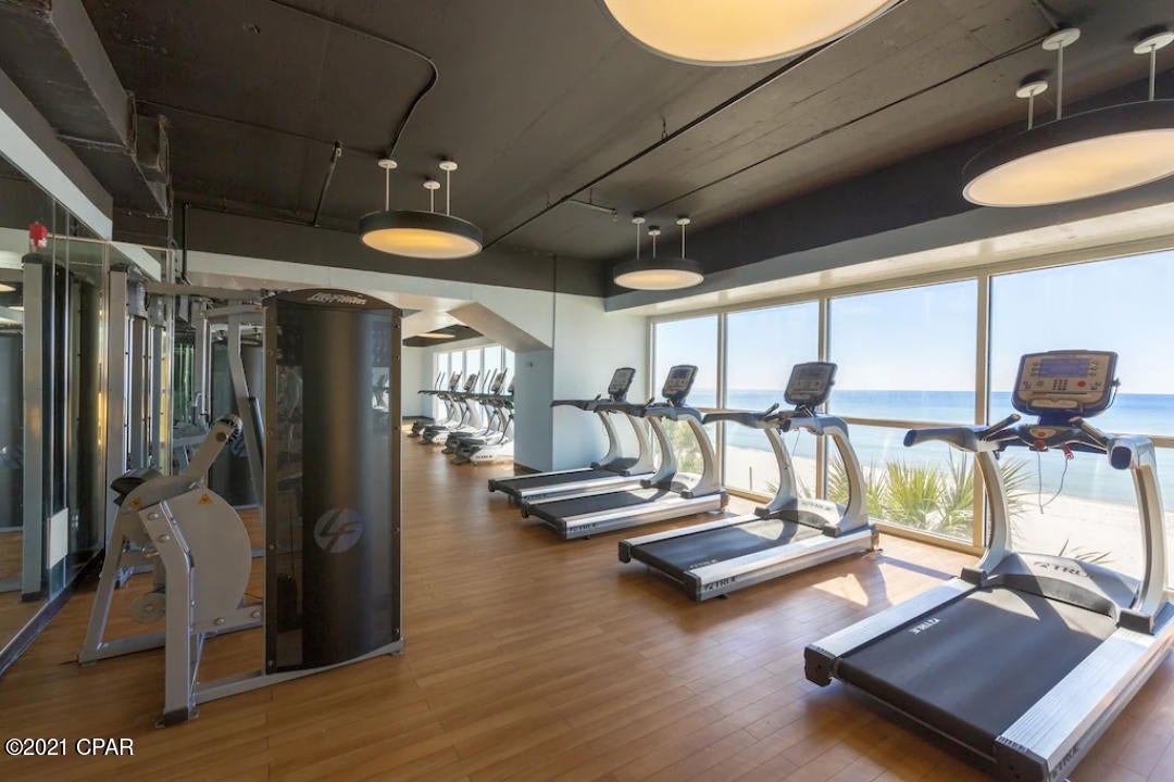 Splash Condo - Residential