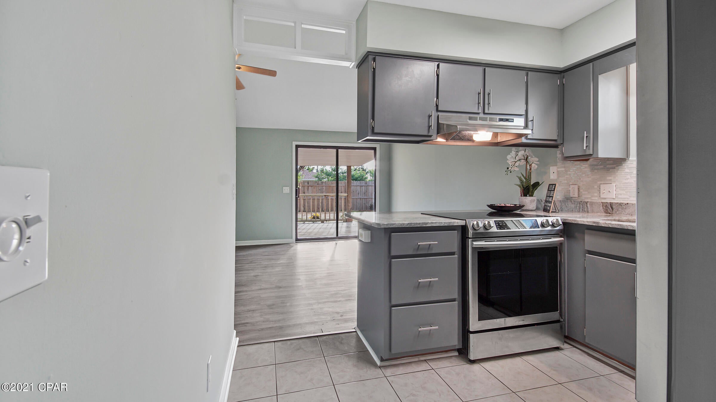 Belaire Estates U-6 - Residential