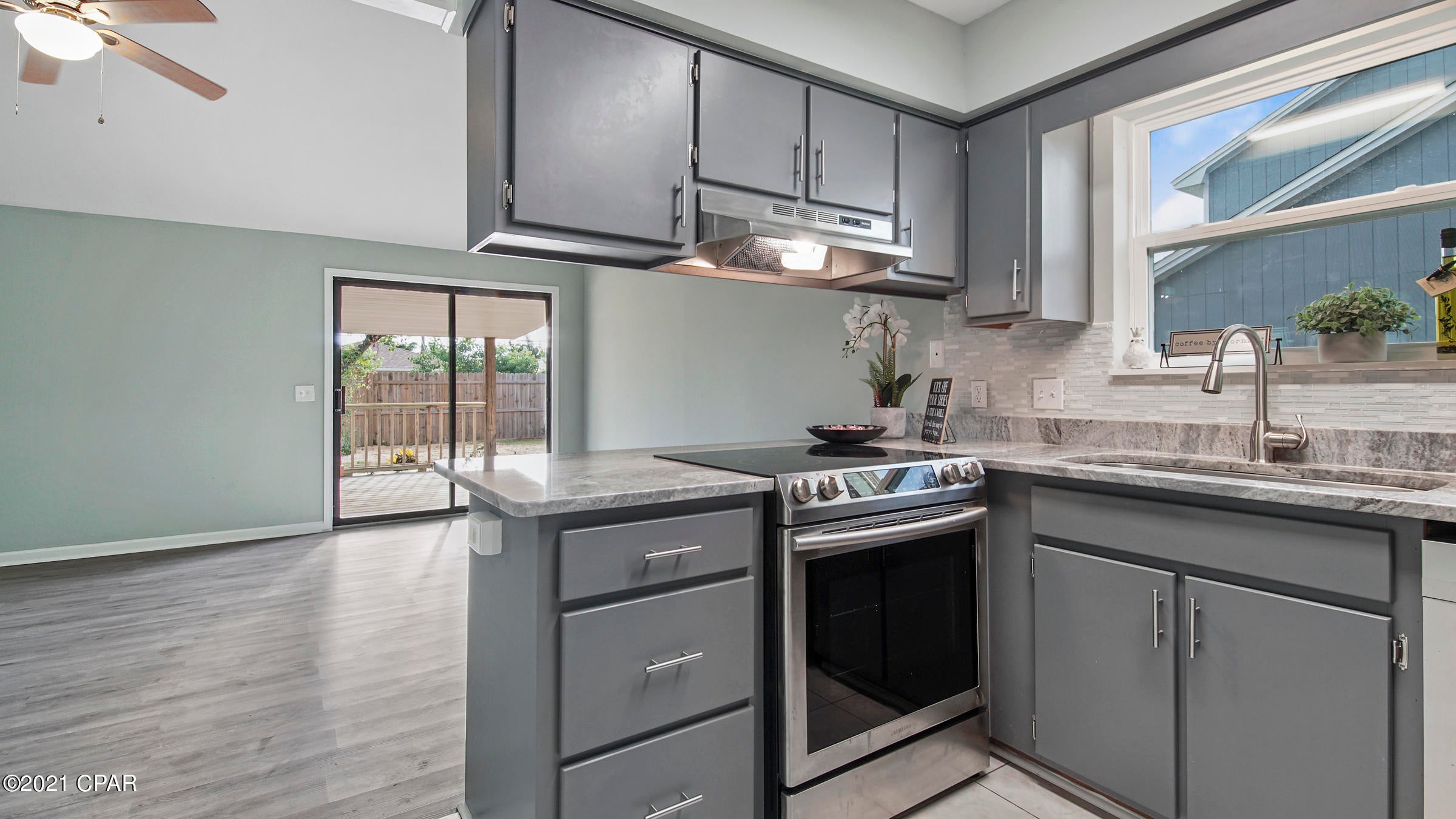Belaire Estates U-6 - Residential