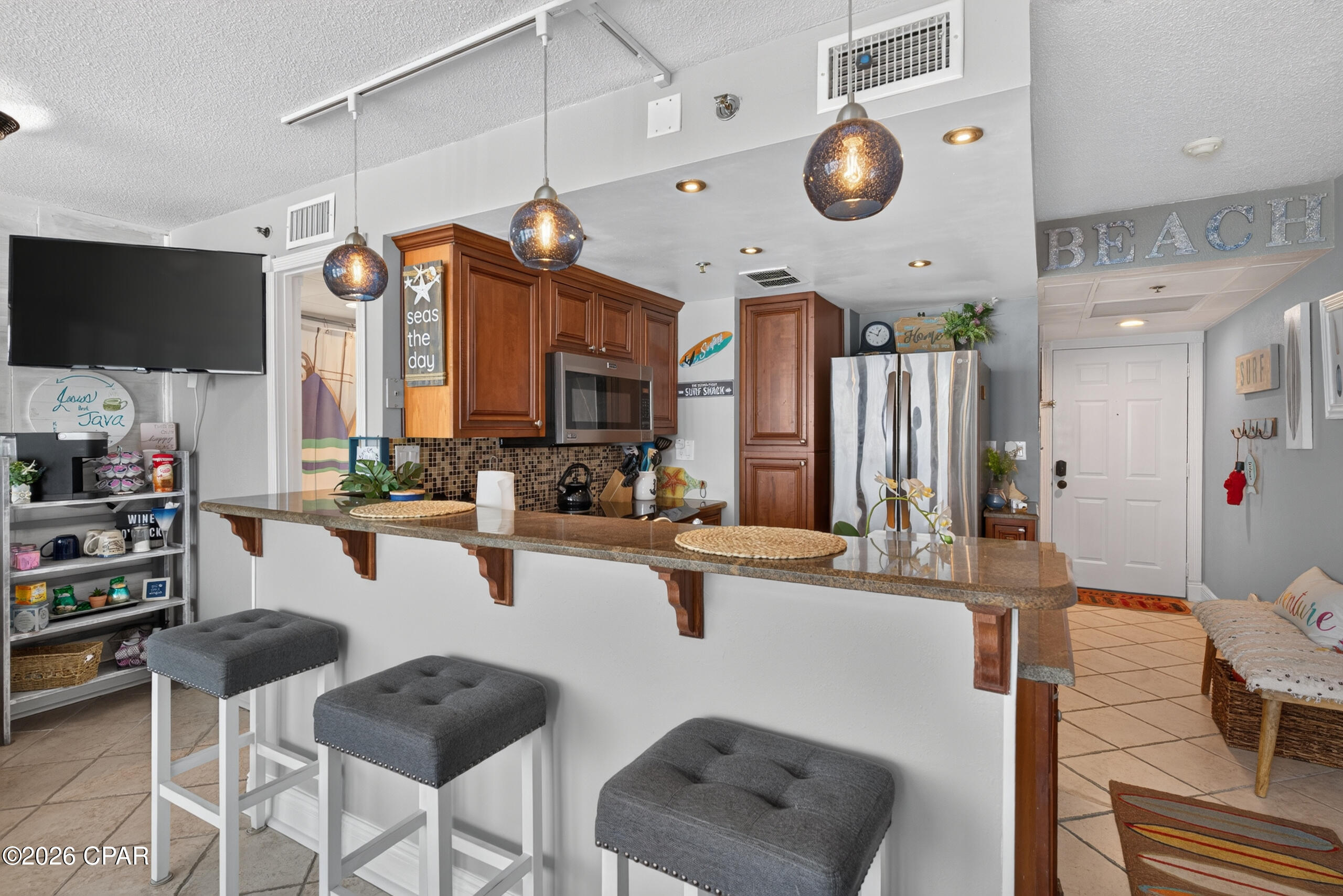 Sunbird Condo - Residential