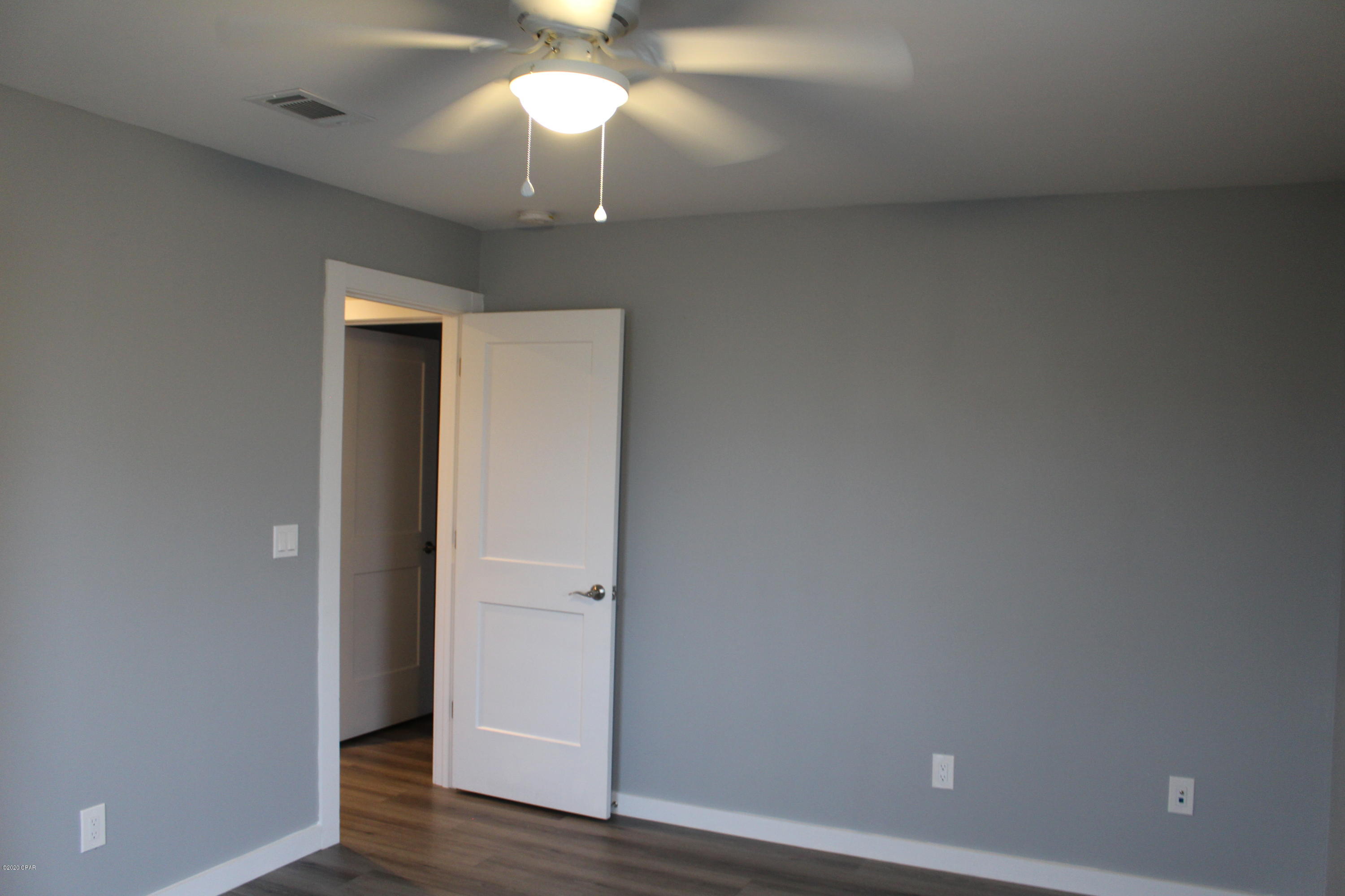 Shadow Bay Unit 1 - Residential Lease
