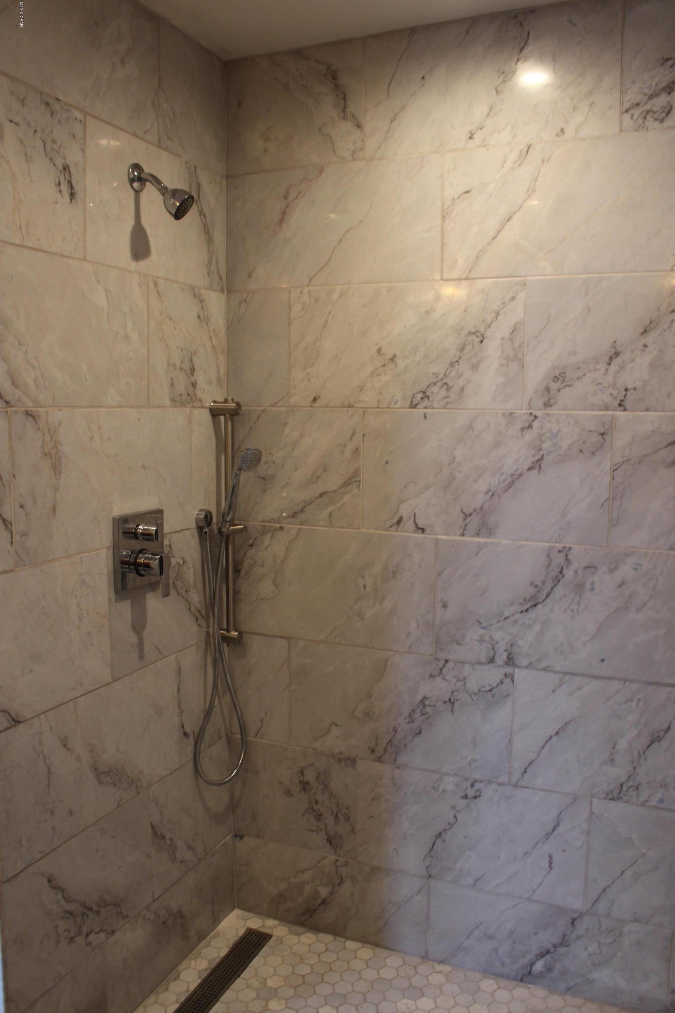 Shadow Bay Unit 1 - Residential Lease