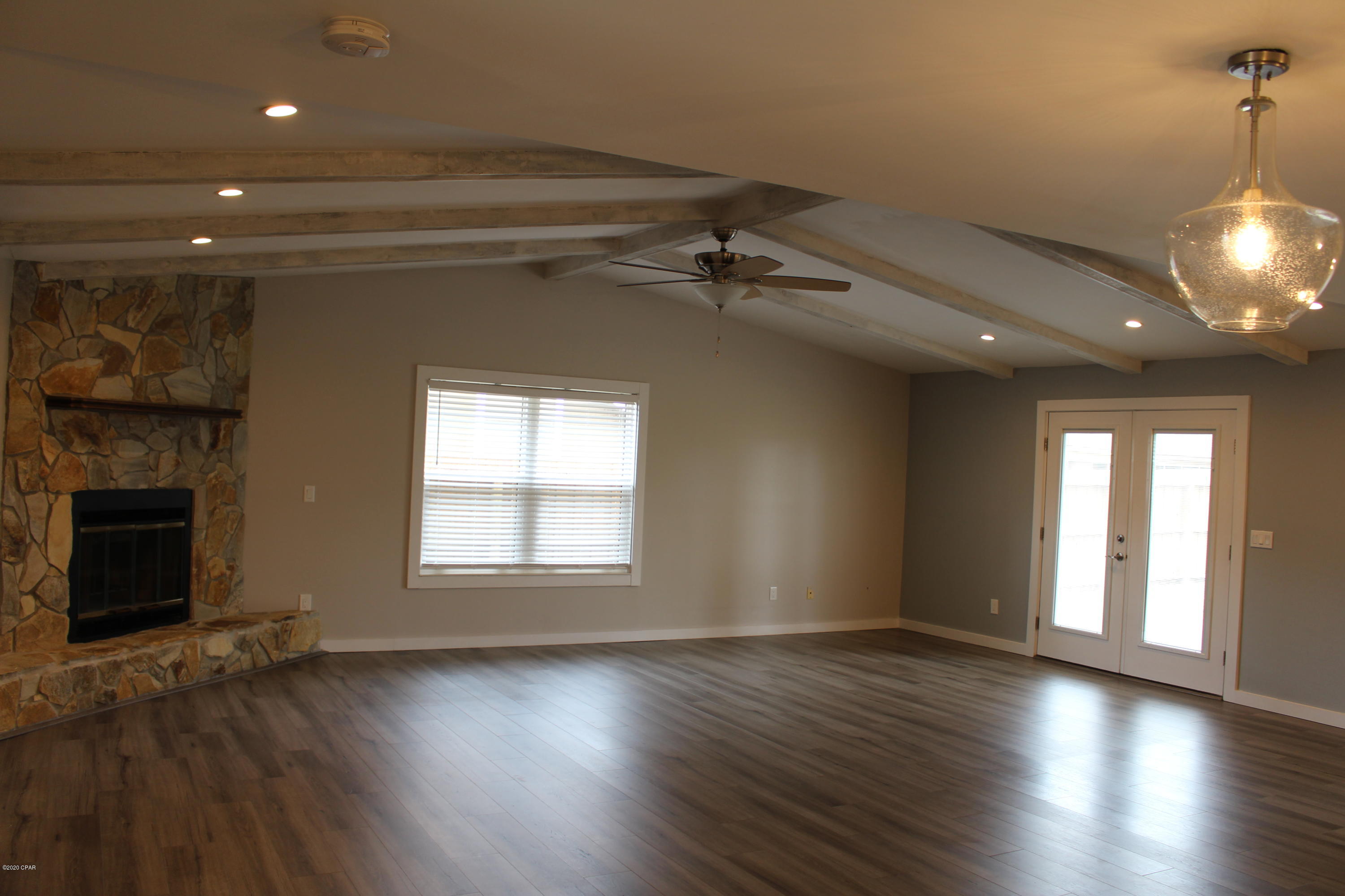 Shadow Bay Unit 1 - Residential Lease