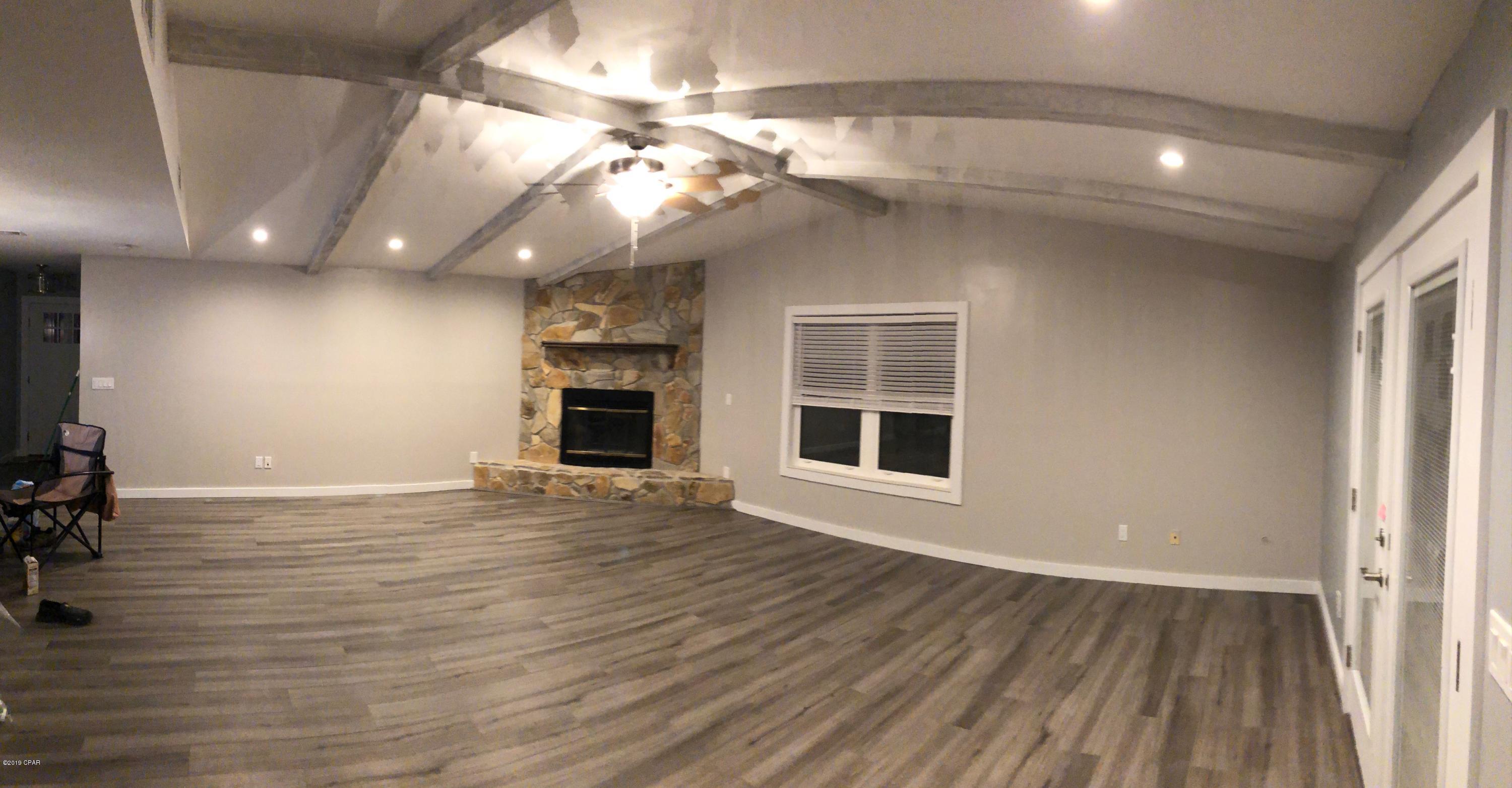 Shadow Bay Unit 1 - Residential Lease