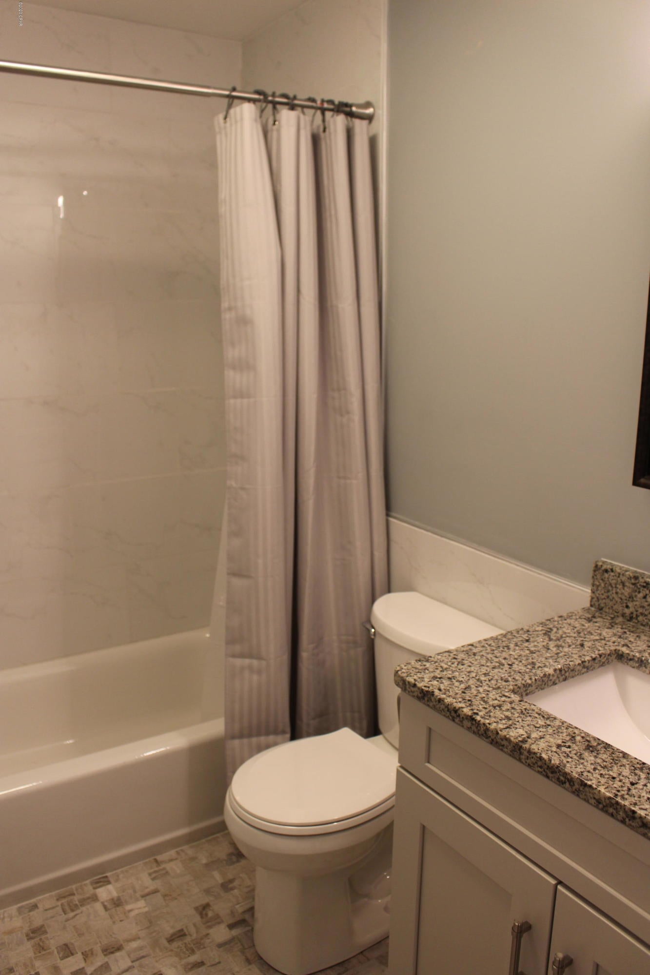 Shadow Bay Unit 1 - Residential Lease