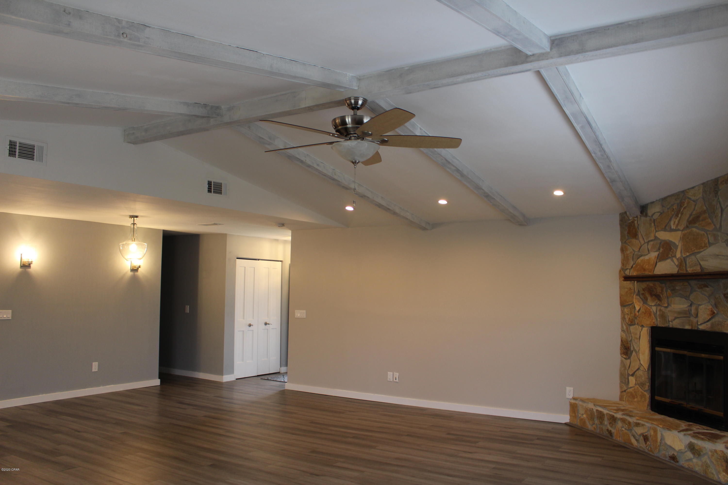 Shadow Bay Unit 1 - Residential Lease