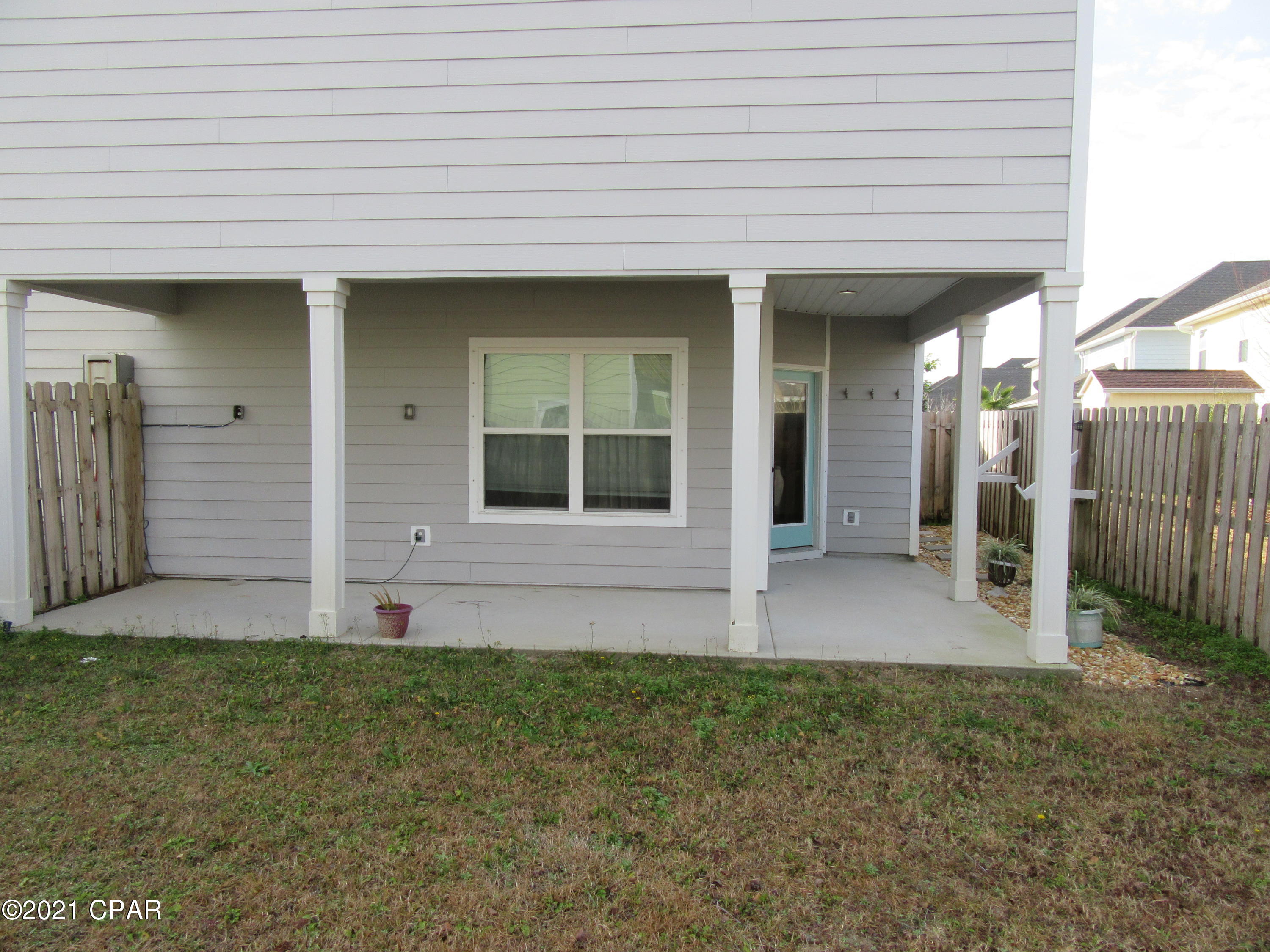 [No Recorded Subdiv] - Residential Lease