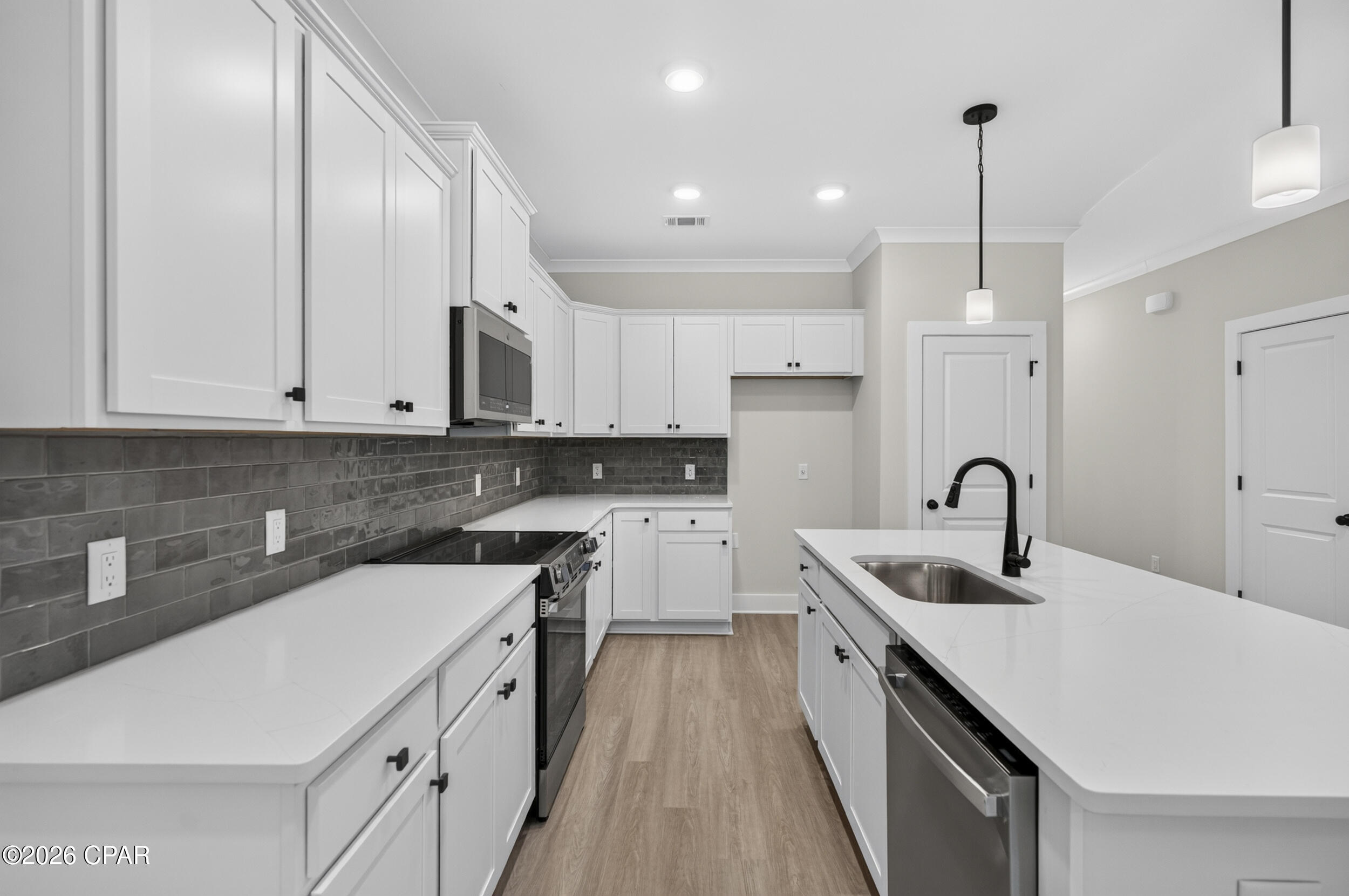 Colonial Landing - Residential