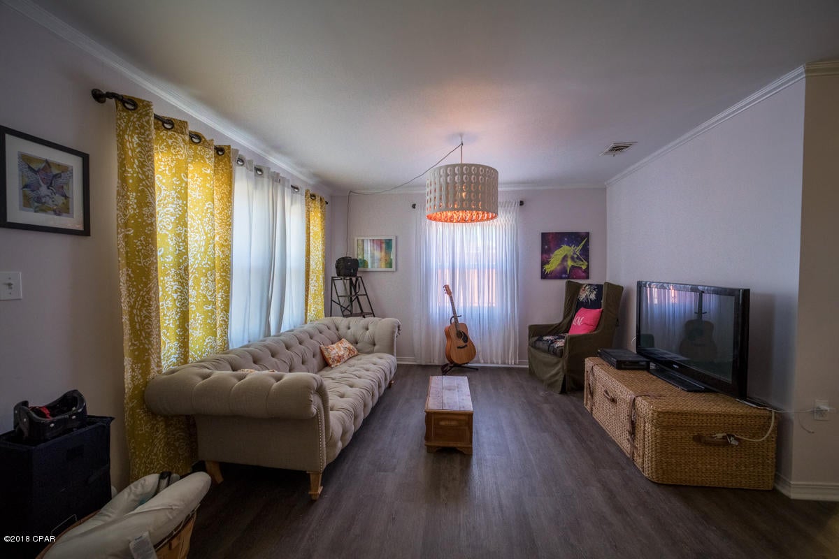 Lucas - Residential