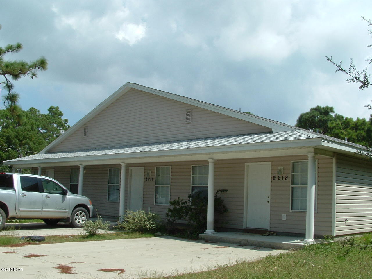 Very nice home with ceramic tile and carpet, open floor plan, washer and dryer connections, breakfast bar, and open patio. Newly painted. Close to beaches.