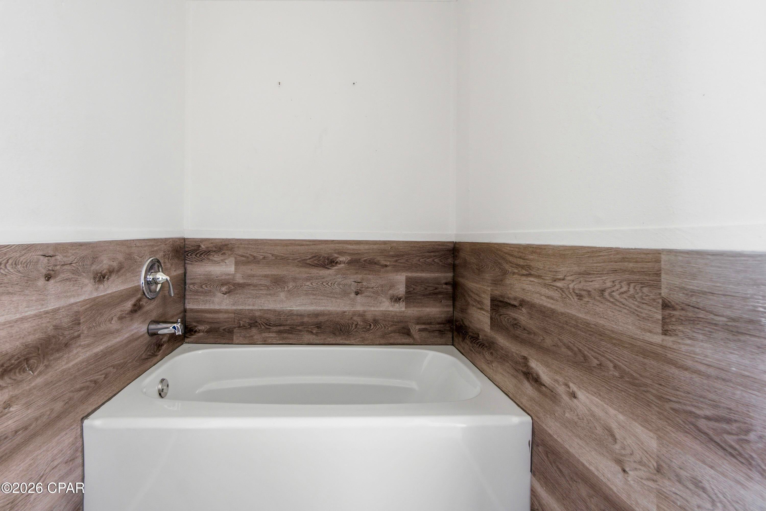 Jay's Add To Lynn Haven - Residential
