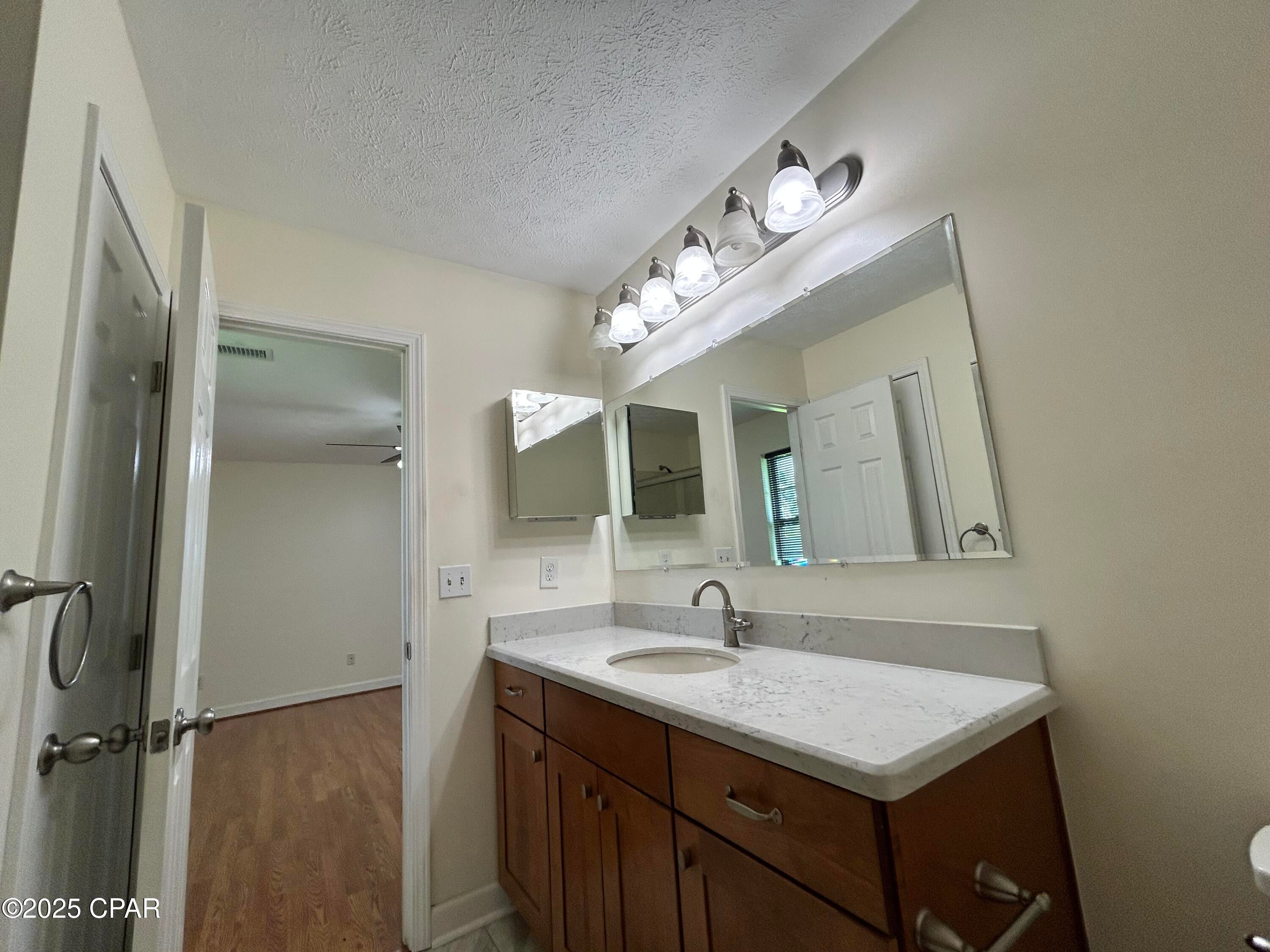 Rolling Hills - Residential Lease