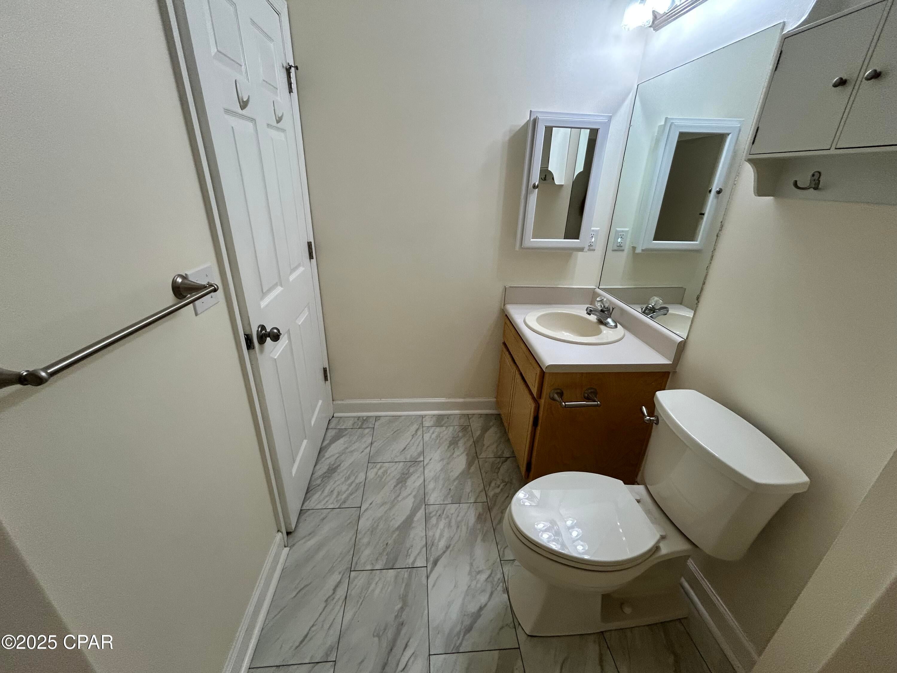 Rolling Hills - Residential Lease