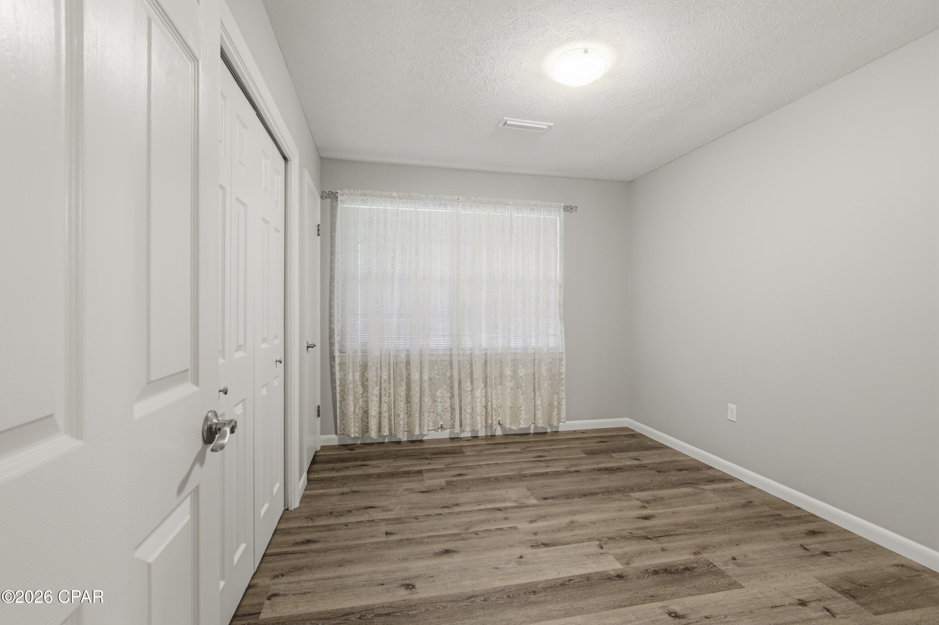 [No Recorded Subdiv] - Commercial Sale