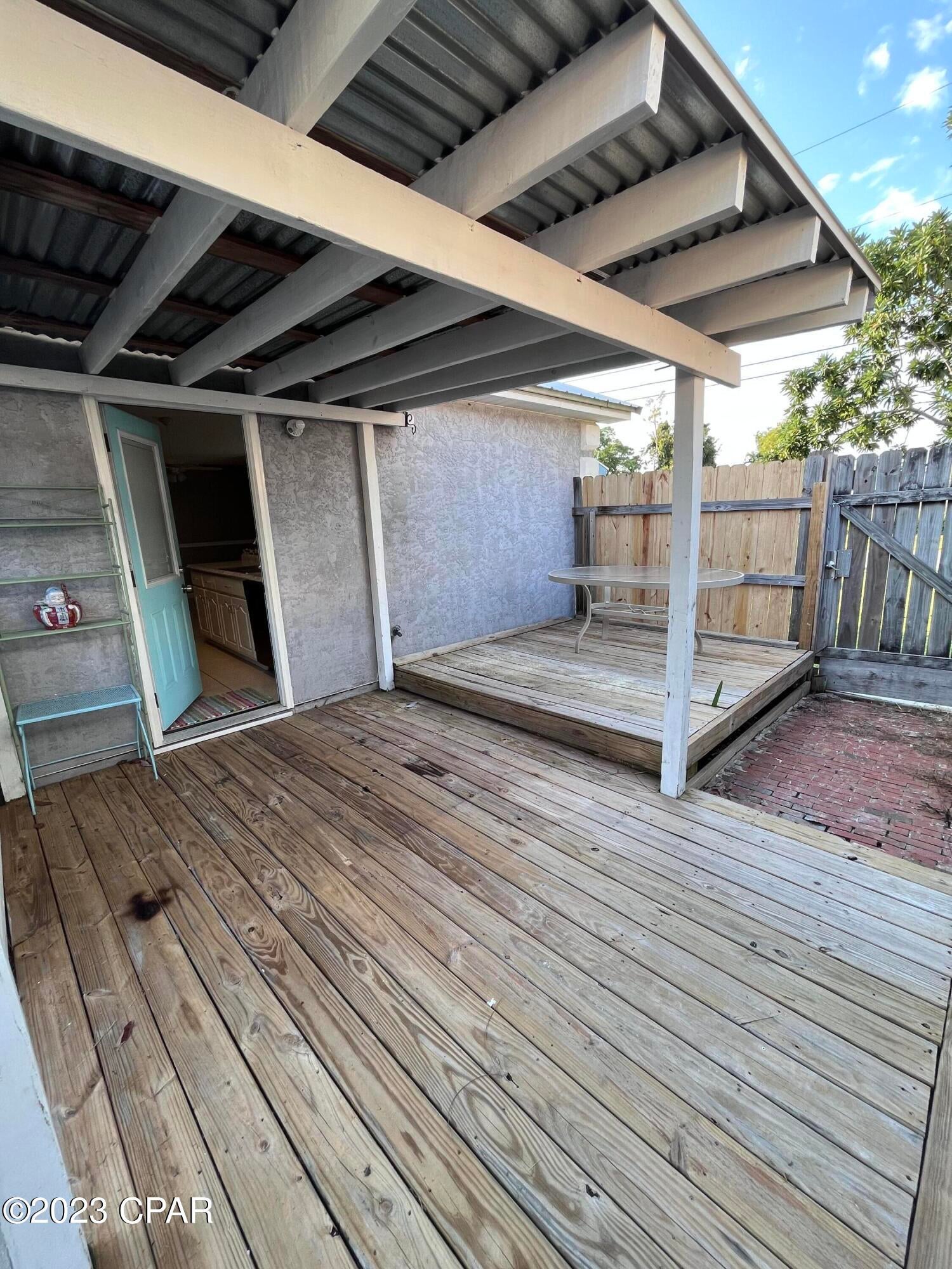 [No Recorded Subdiv] - Residential Lease