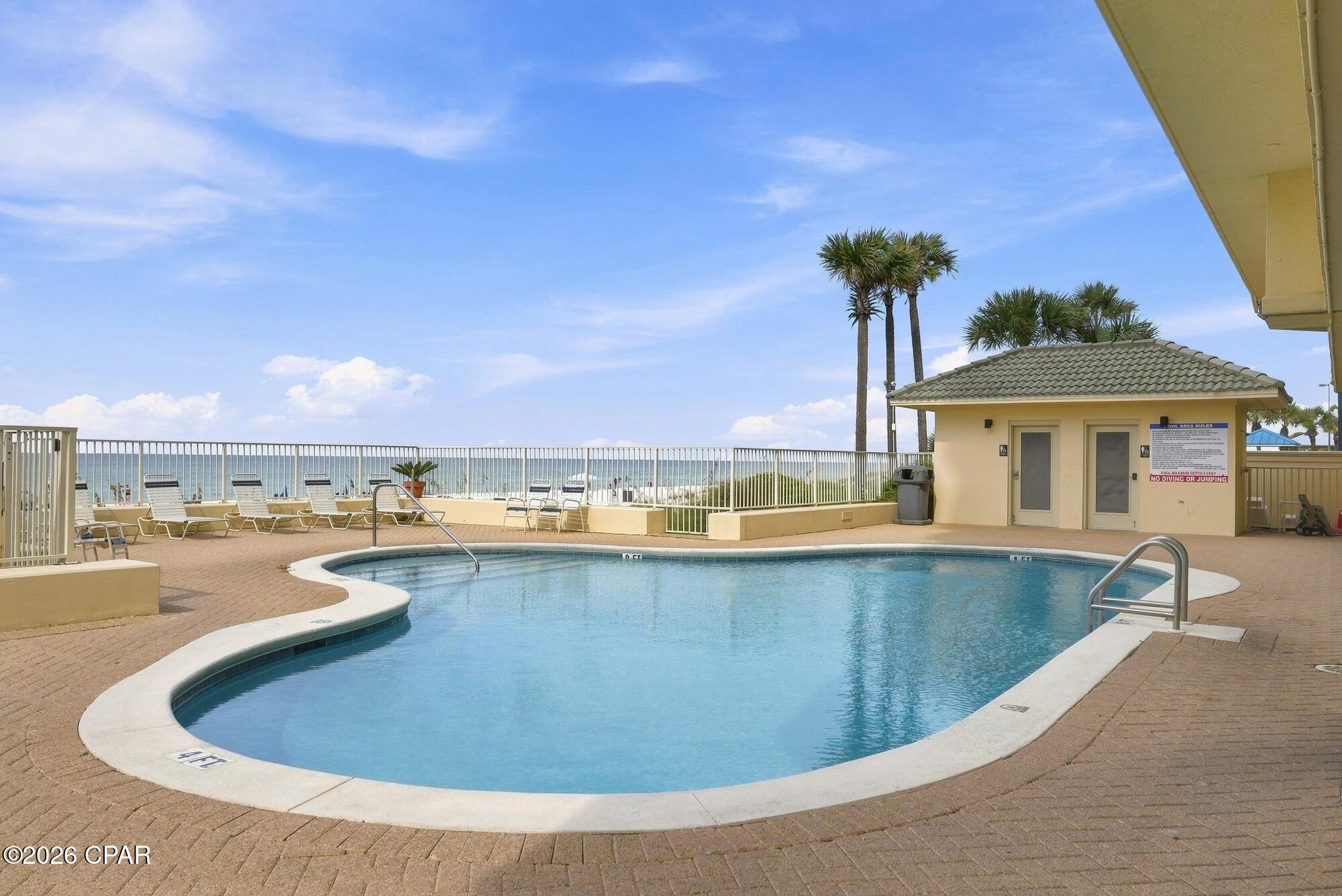 Grande Surf Club Condo - Residential