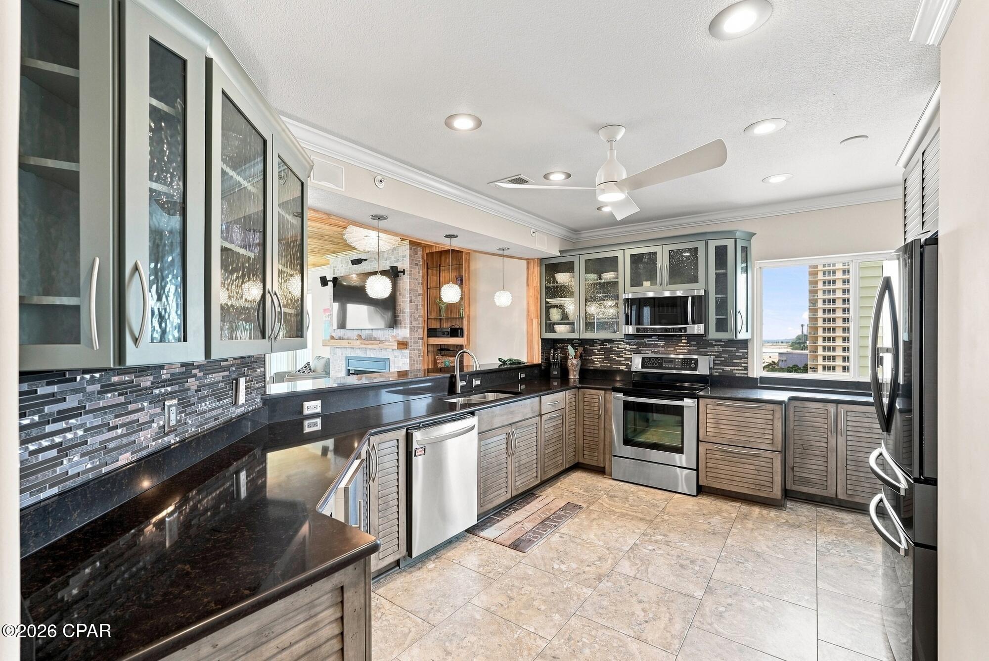 Grande Surf Club Condo - Residential
