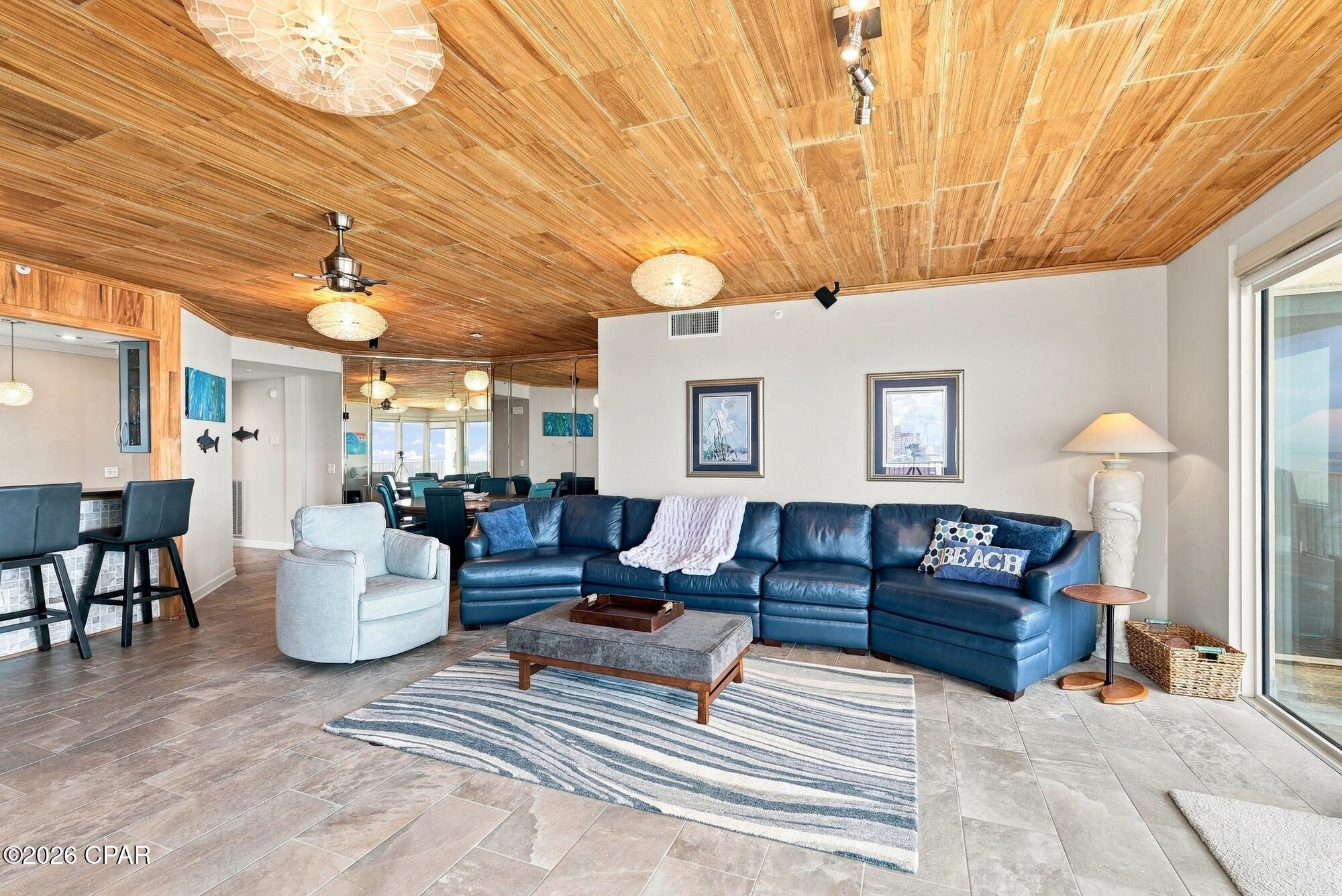 Grande Surf Club Condo - Residential