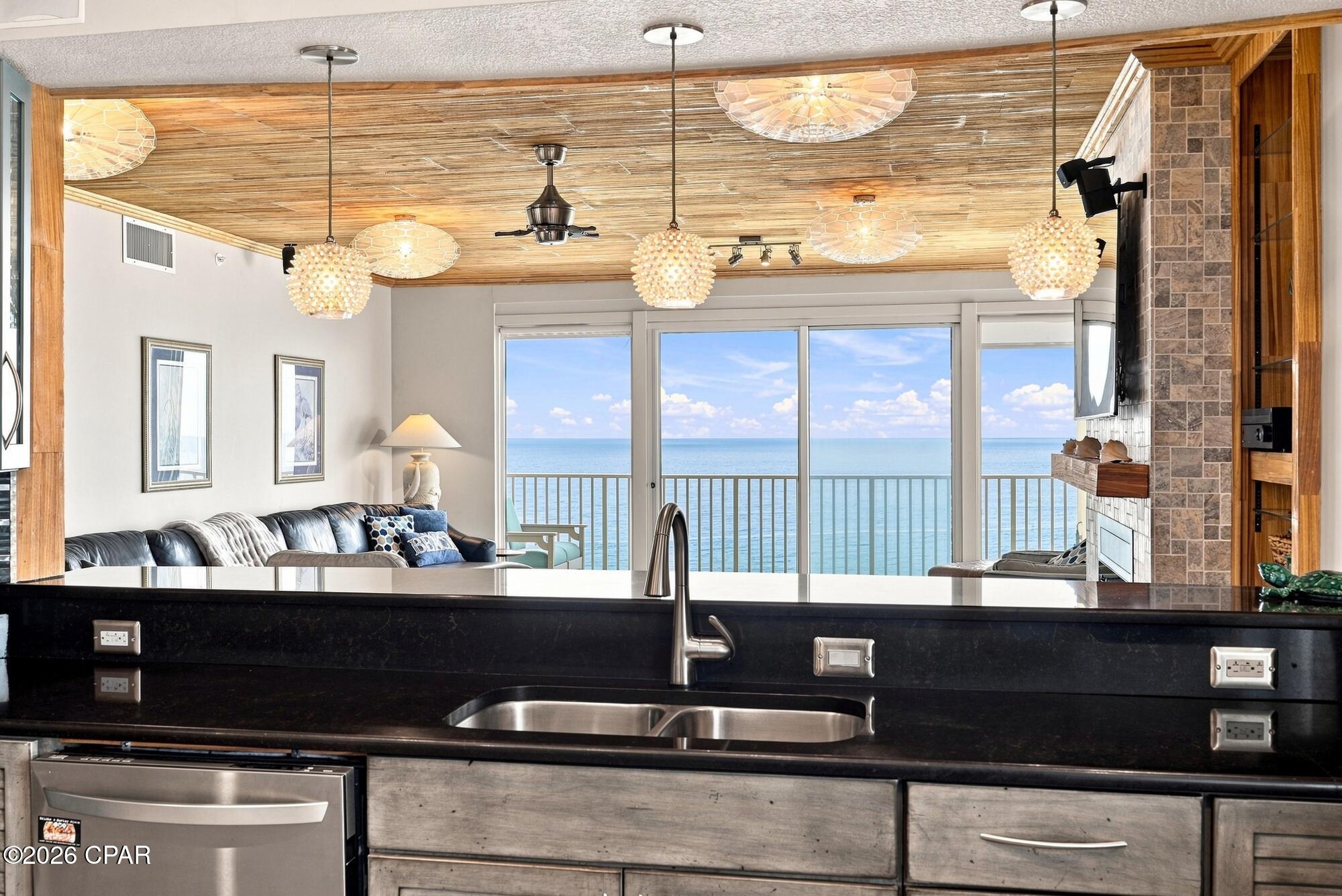 Grande Surf Club Condo - Residential