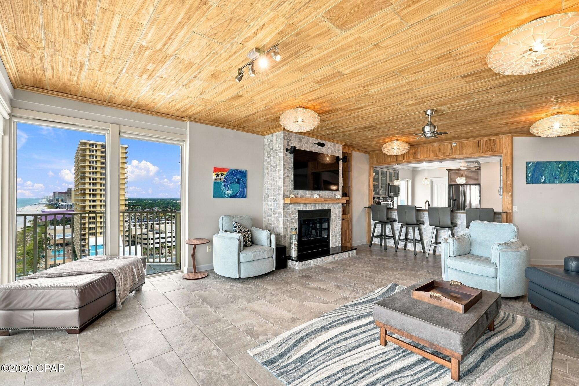 Grande Surf Club Condo - Residential
