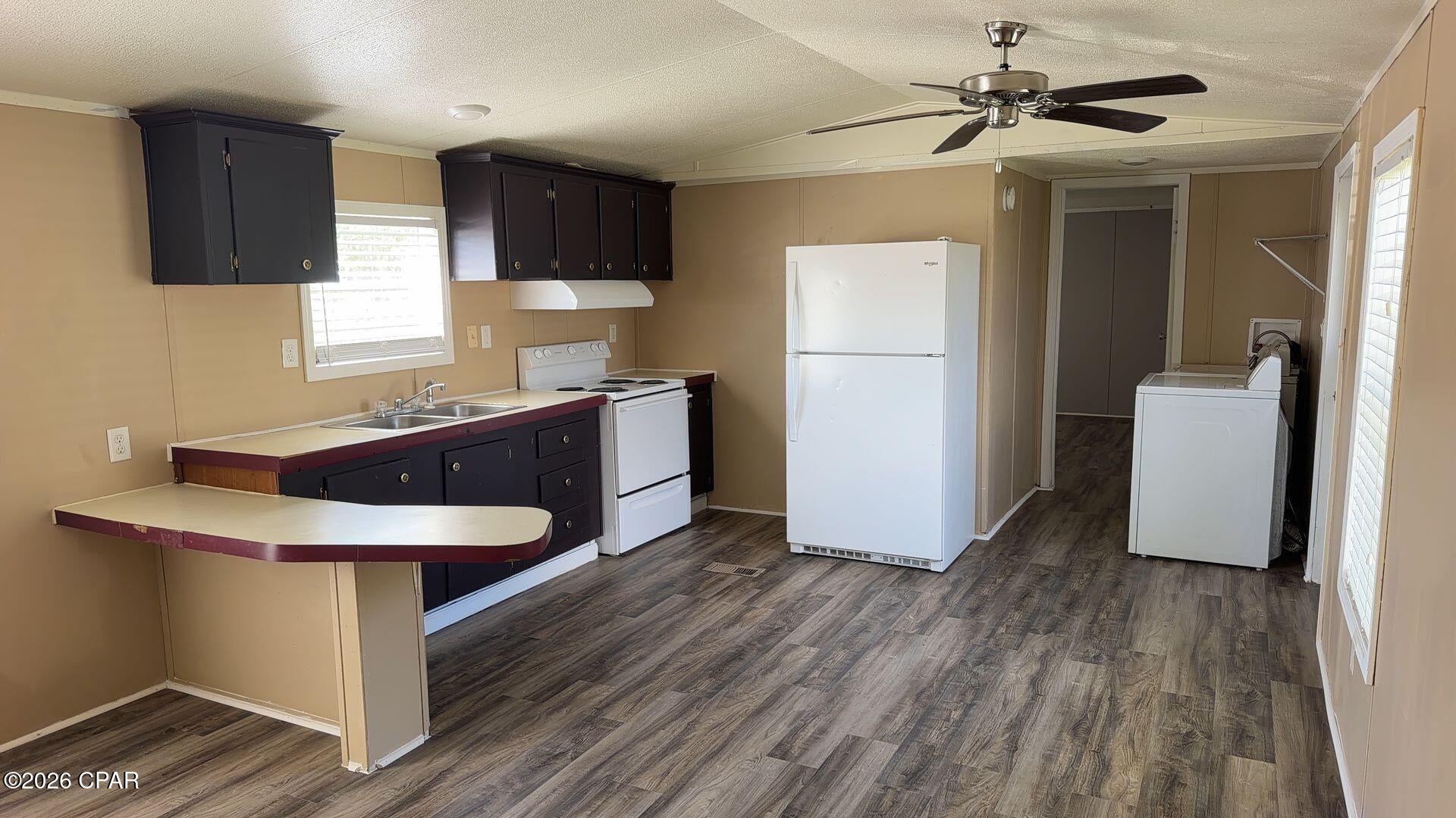 [No Recorded Subdiv] - Residential Lease