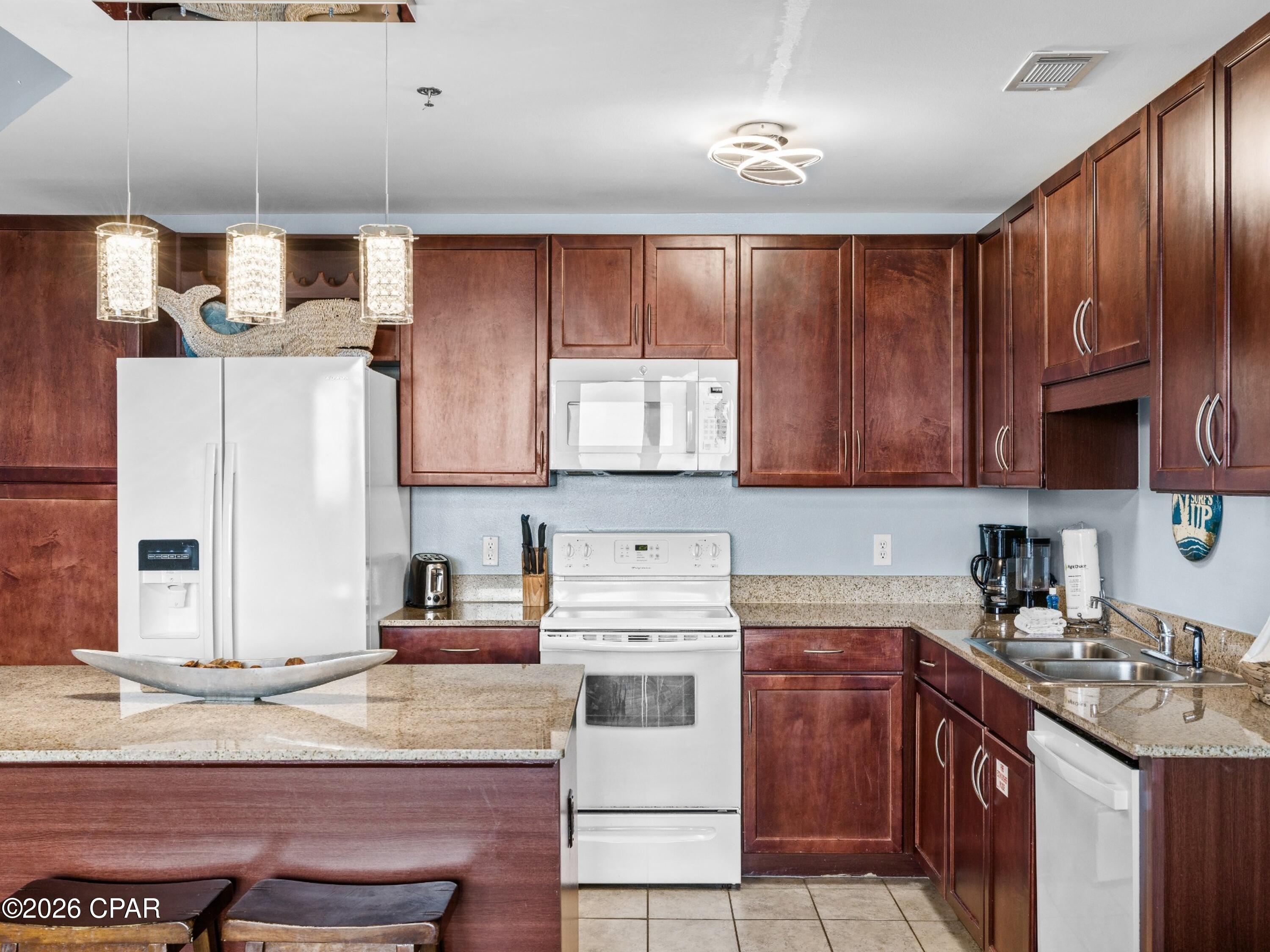 Laketown Wharf - Residential