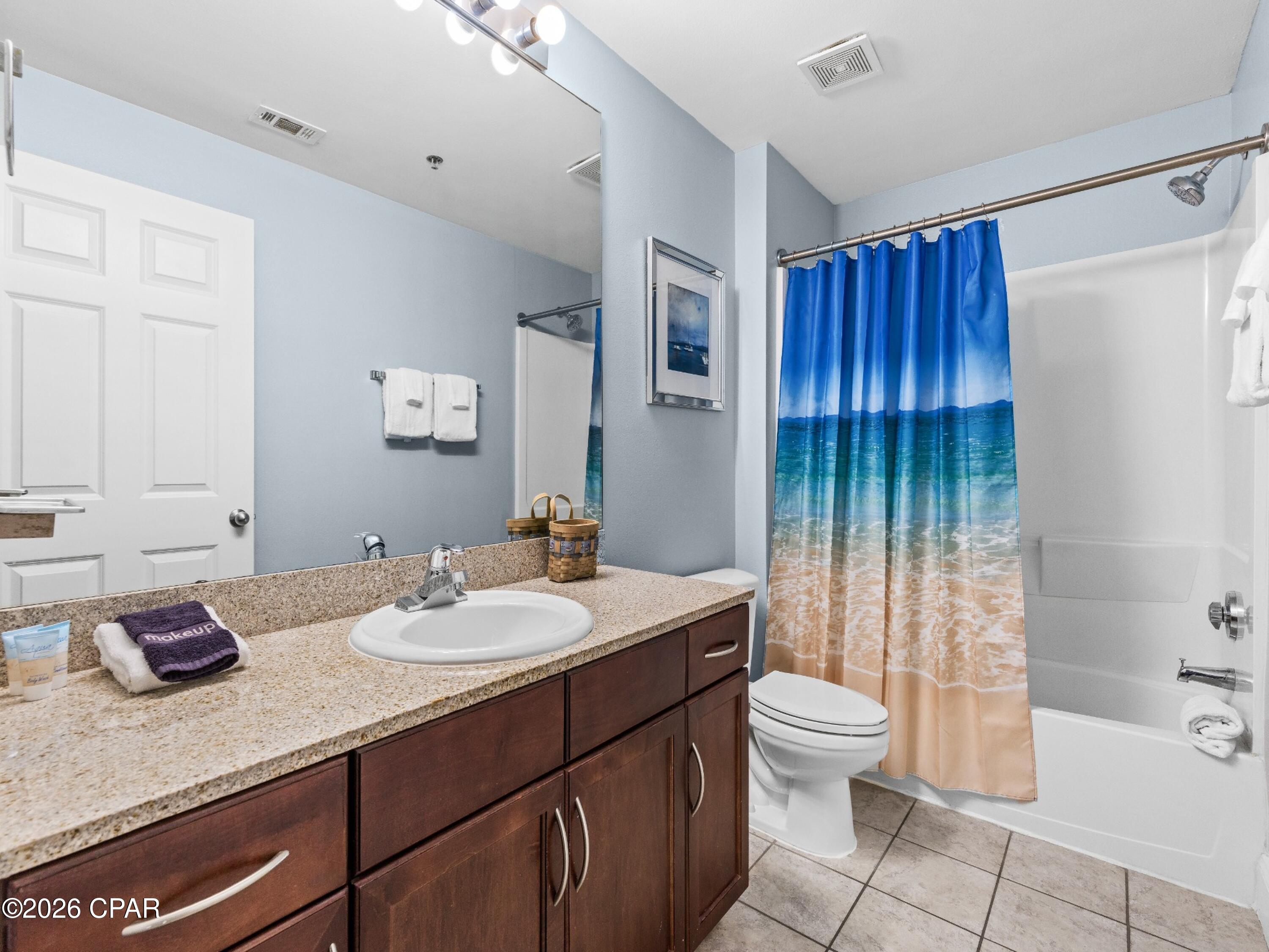 Laketown Wharf - Residential