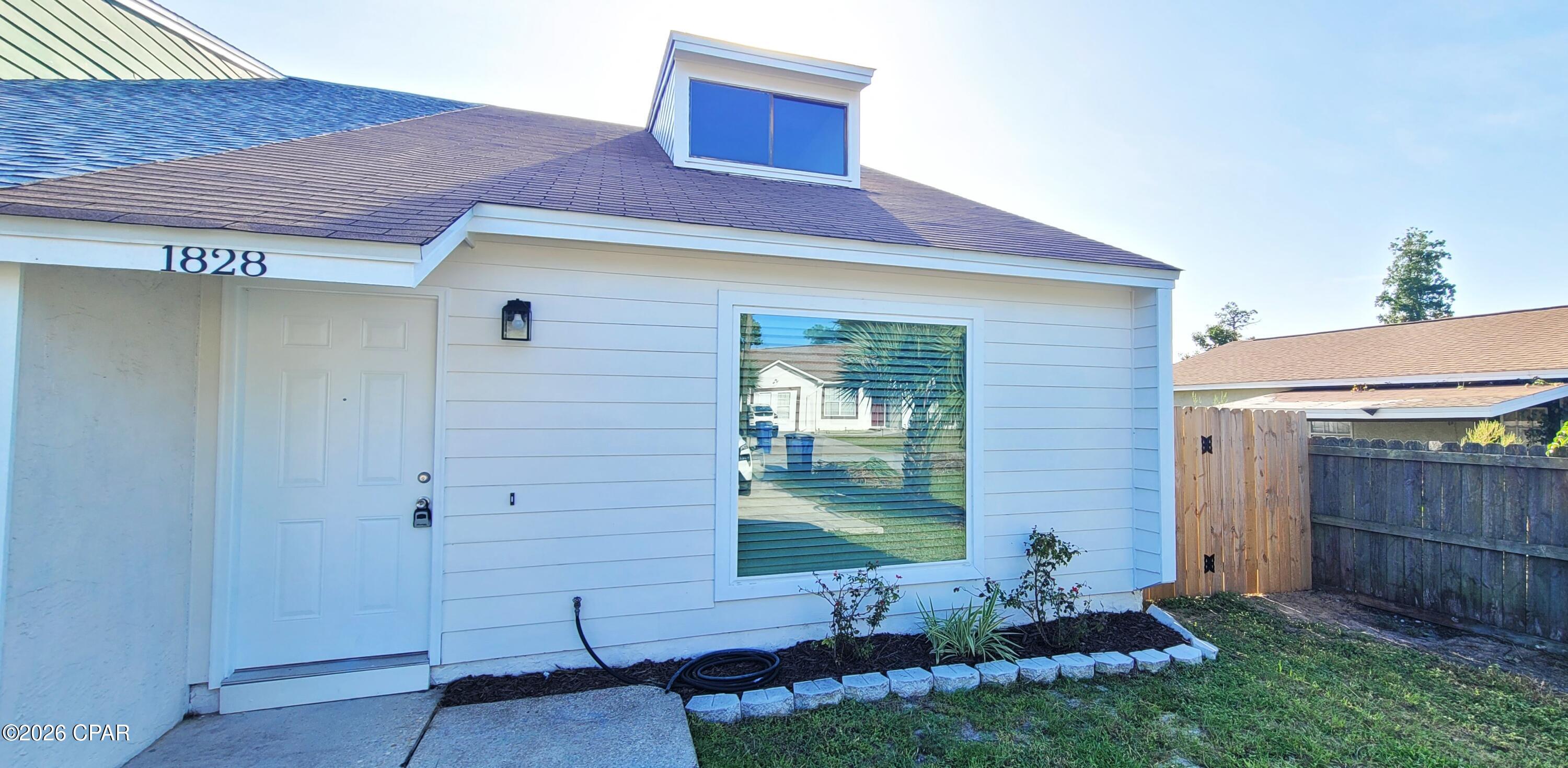 E.L. Wood - Residential Lease