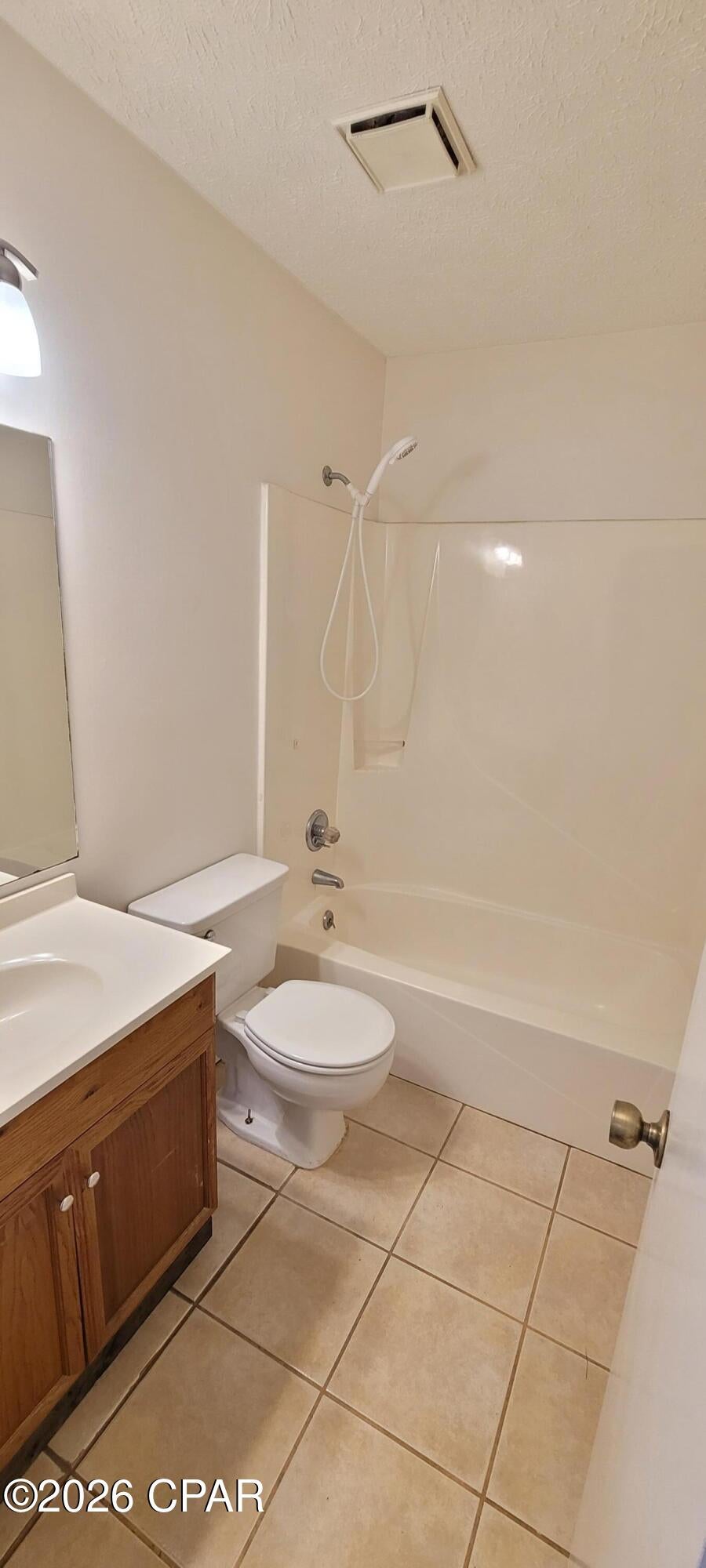 E.L. Wood - Residential Lease