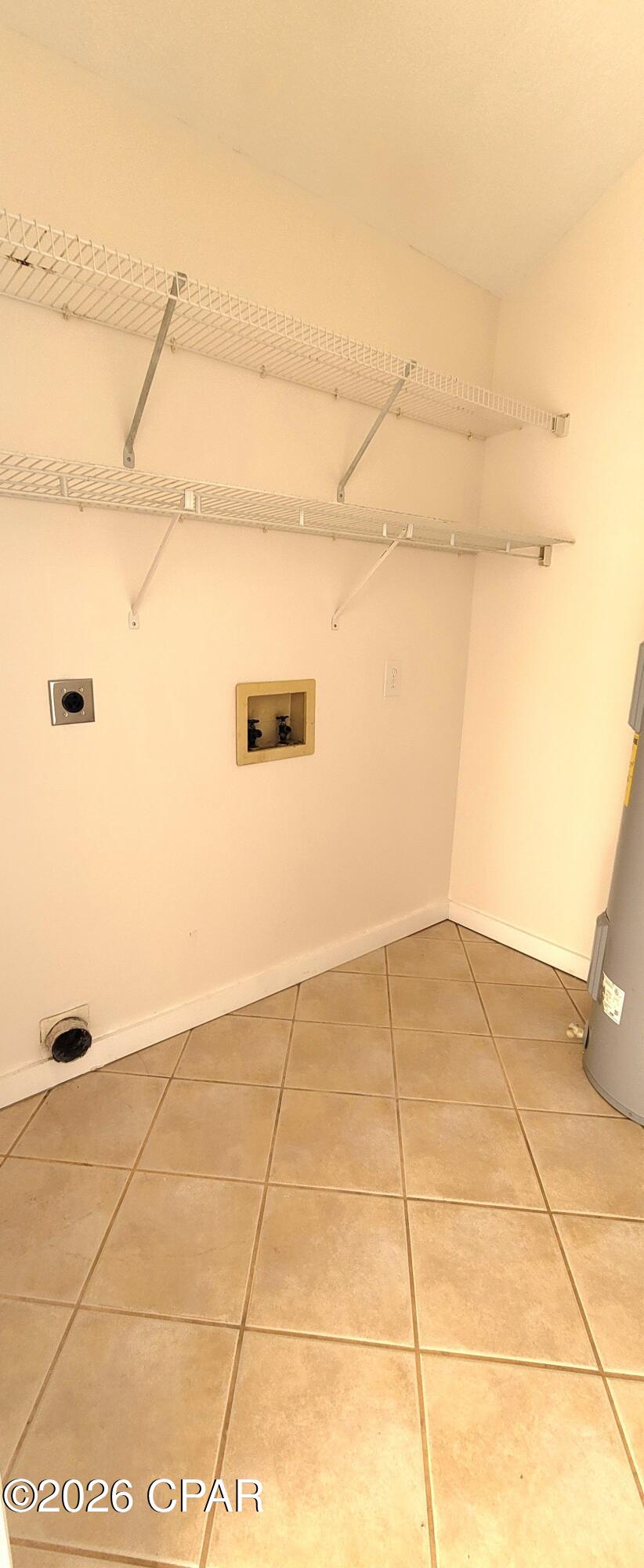 E.L. Wood - Residential Lease