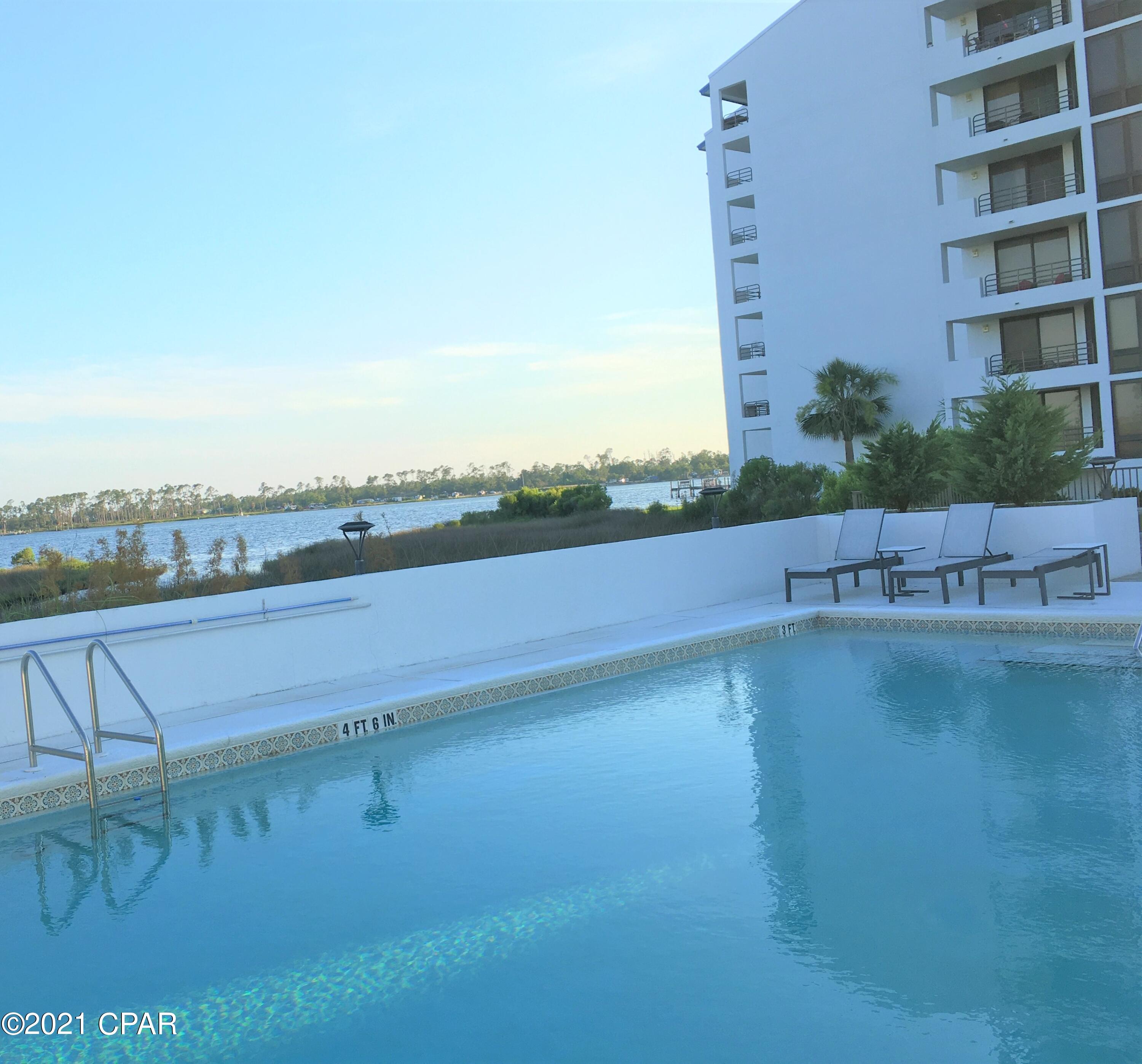Lagoon Towers Phase I - Residential