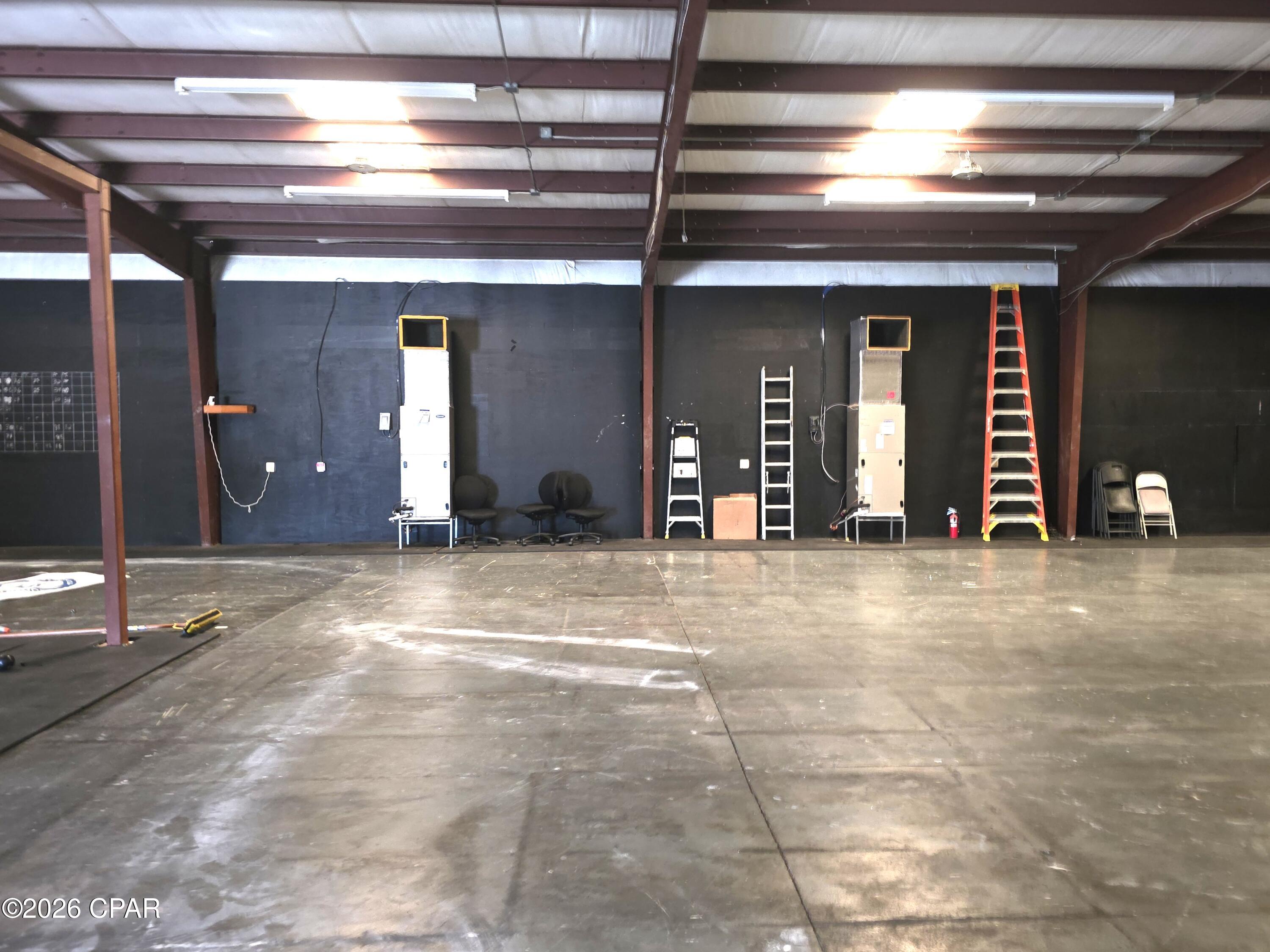 Holley Circle Commercial Park - Commercial Lease