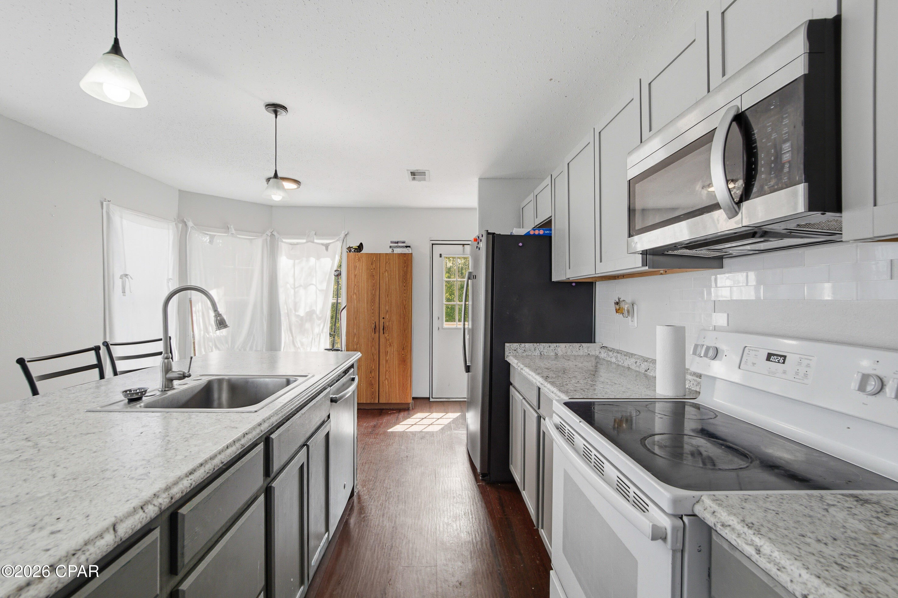 Magnolia Hills - Residential
