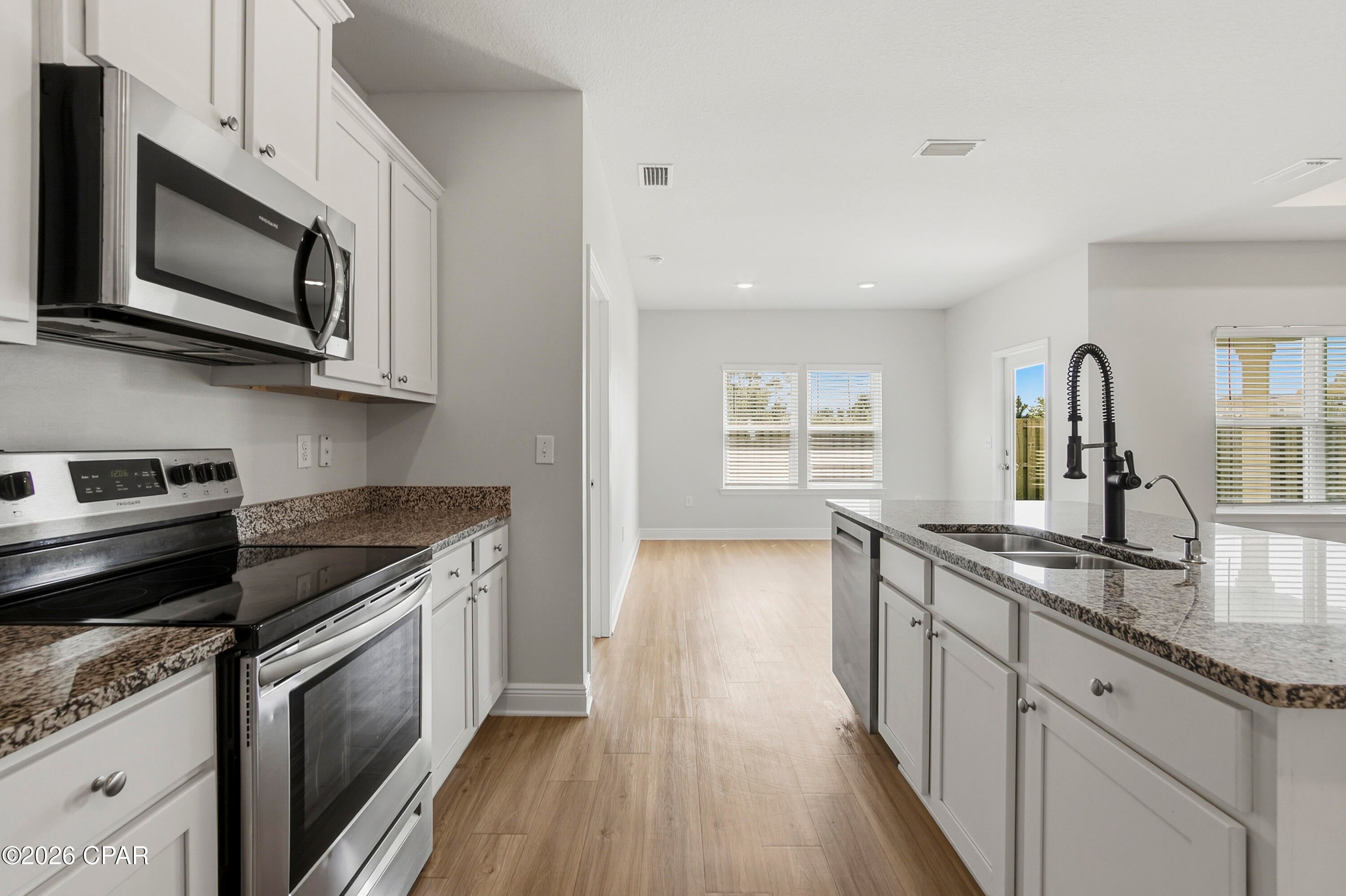 Emerald Cove Villas - Residential Lease