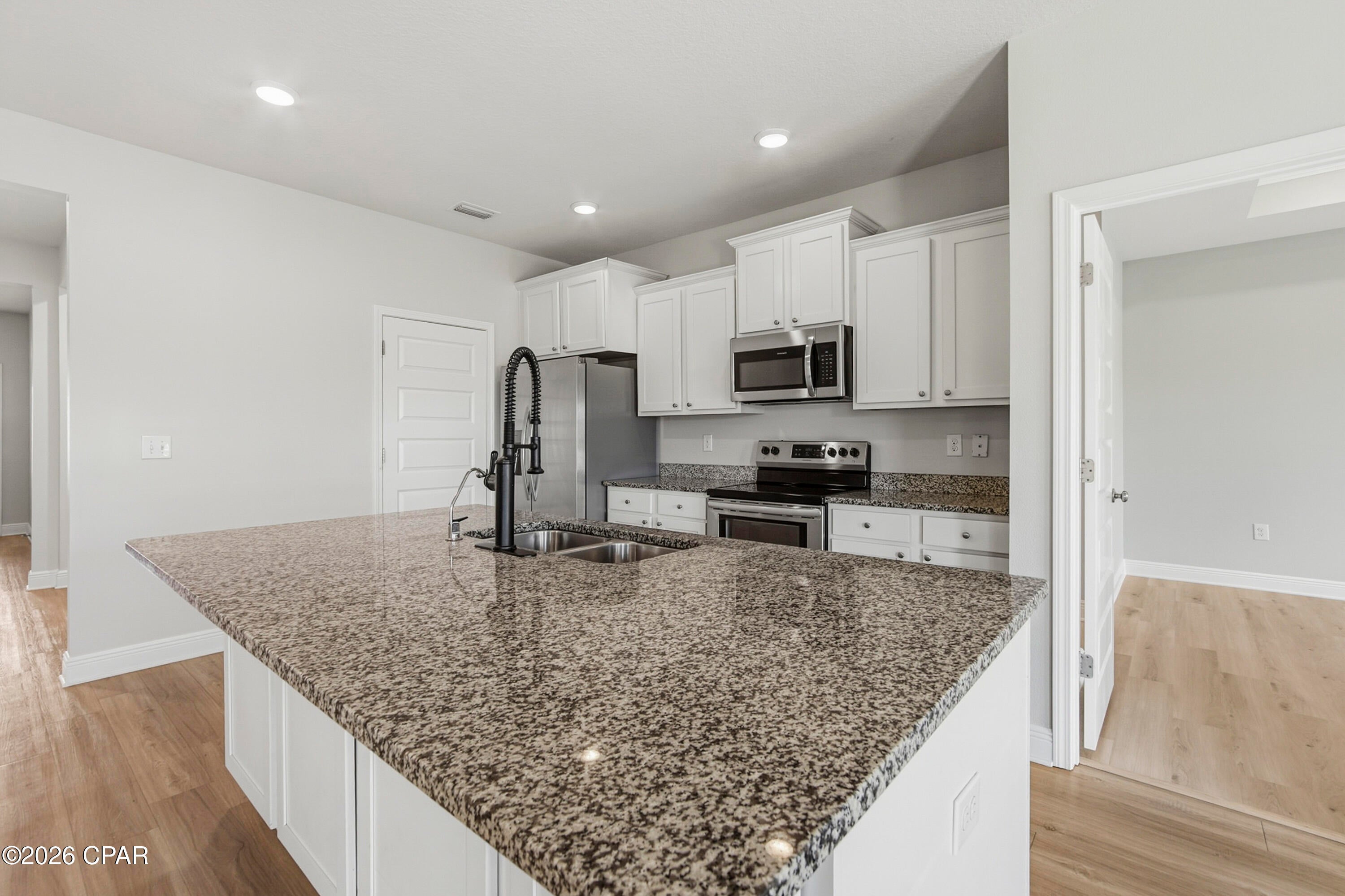 Emerald Cove Villas - Residential Lease