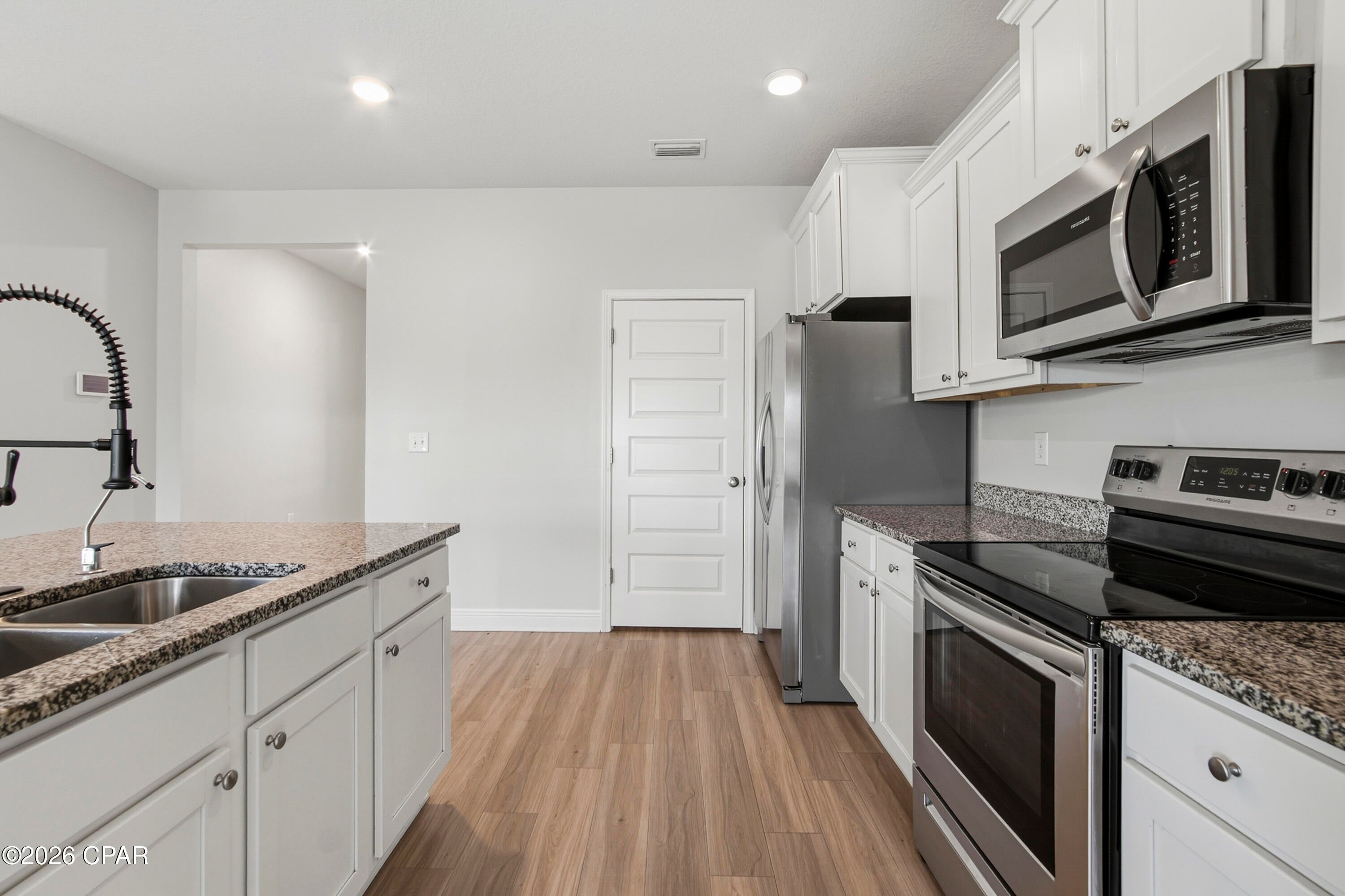 Emerald Cove Villas - Residential Lease