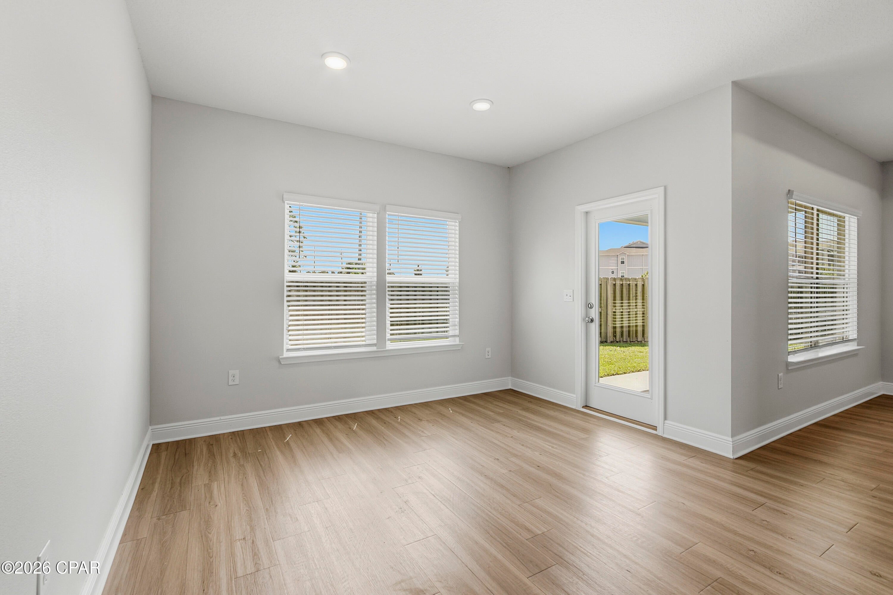 Emerald Cove Villas - Residential Lease