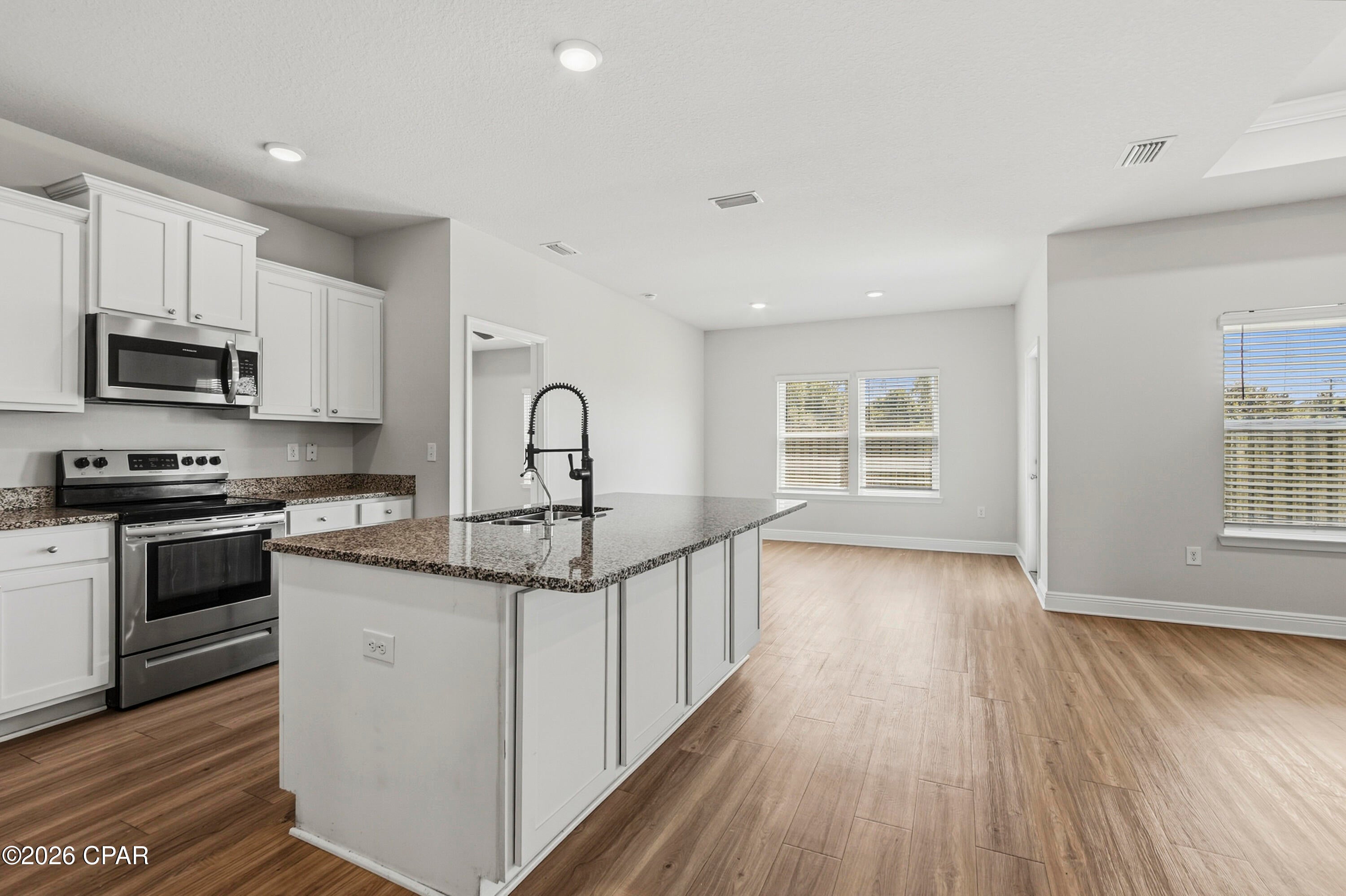 Emerald Cove Villas - Residential Lease