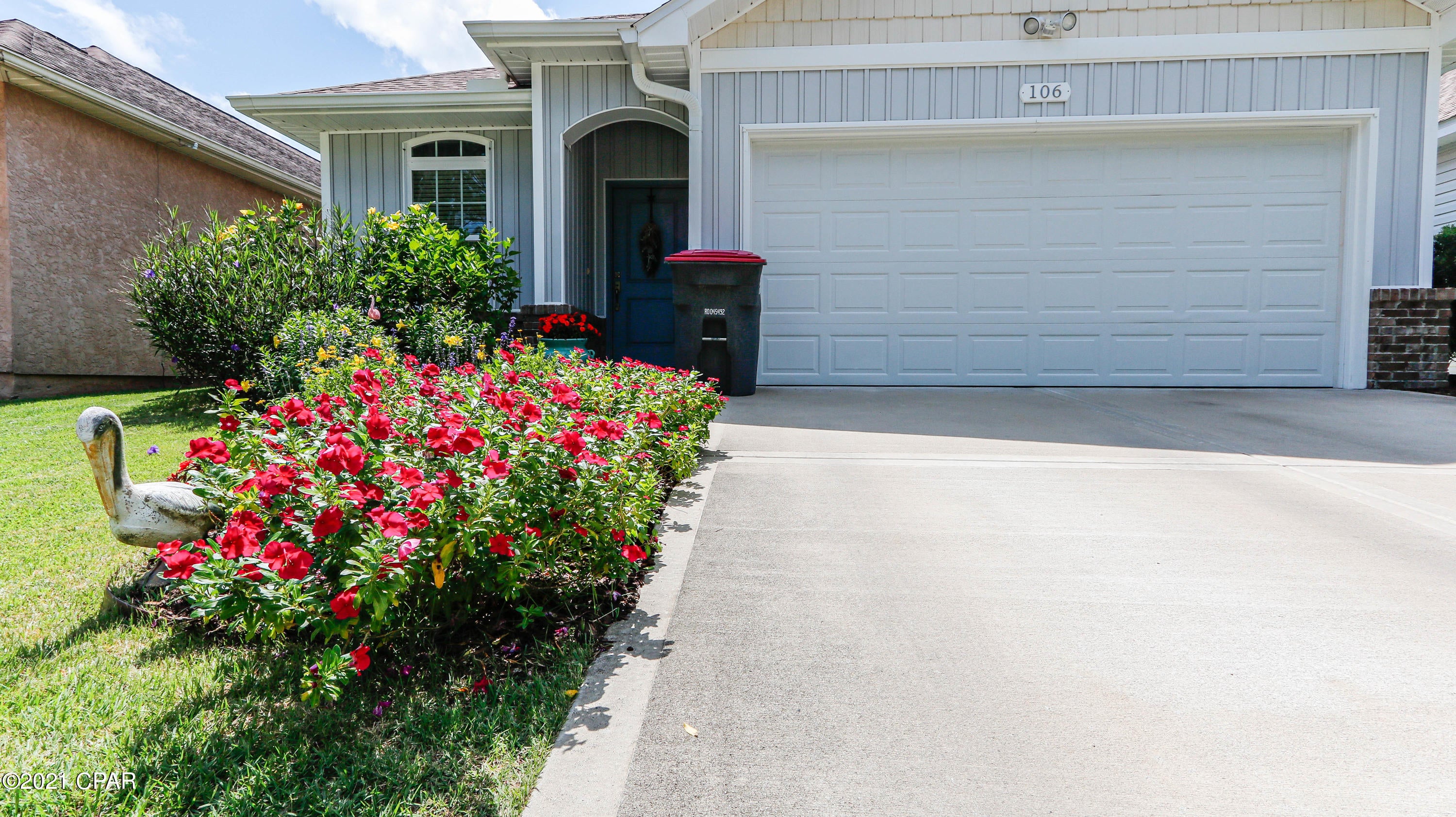 Gardenia Beach - Residential