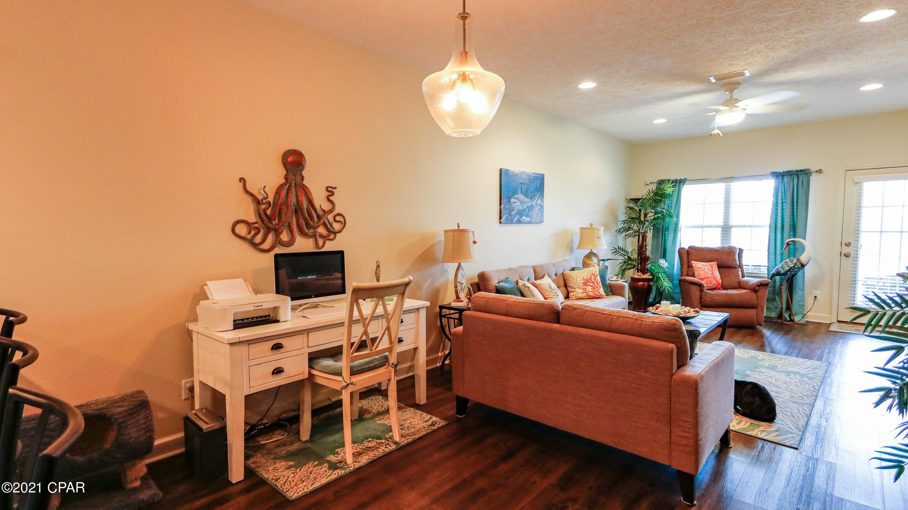 Gardenia Beach - Residential