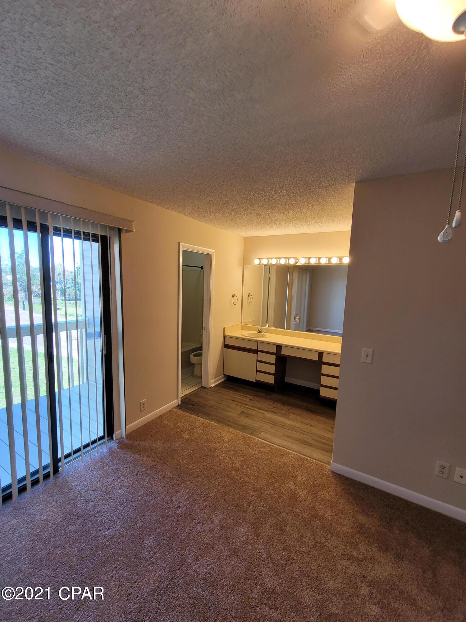 The Landings At Lake Caroline I - Residential Lease